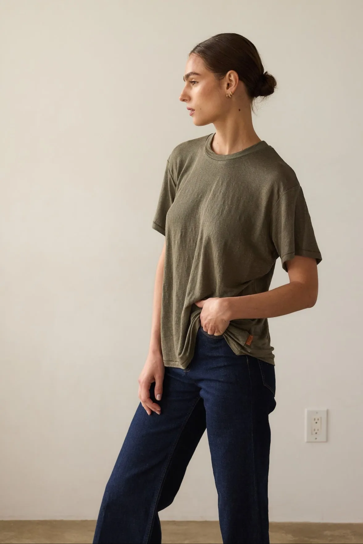 The Chameleon Tee Linen in Olive sold by Jamie Haller