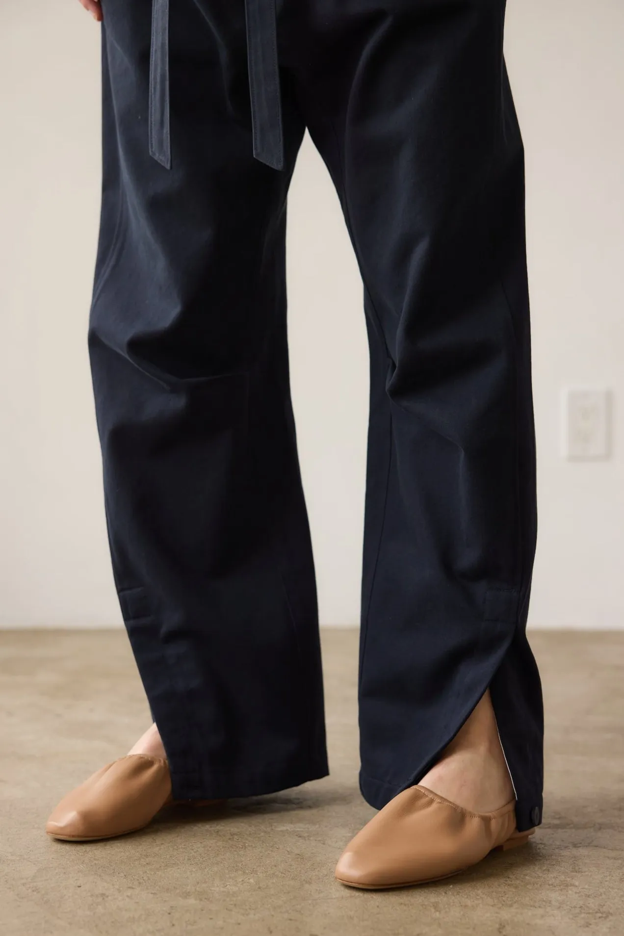 The Elastic Slipper in Dark Caramel sold by Jamie Haller product image thumbnail 3