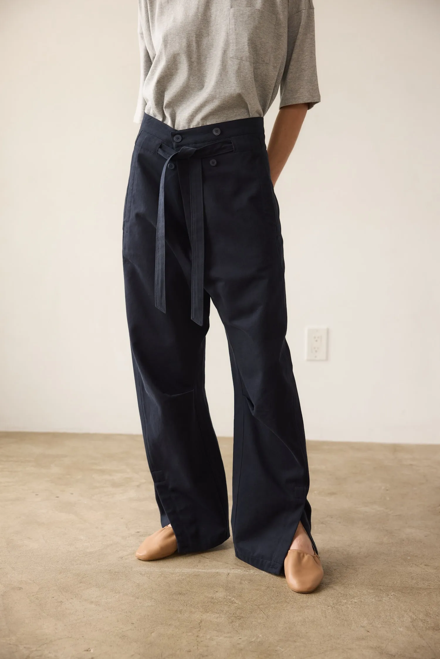 The Elastic Slipper in Dark Caramel sold by Jamie Haller product image thumbnail 4