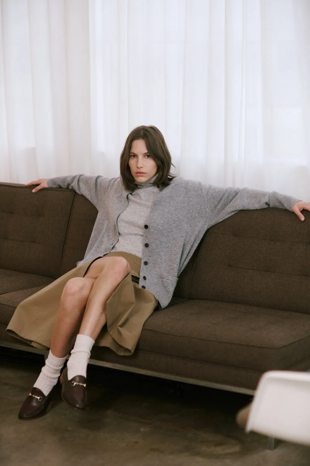 The Welt Pocket Cashmere Cardigan in Light Heather sold by Jamie Haller product image thumbnail 4