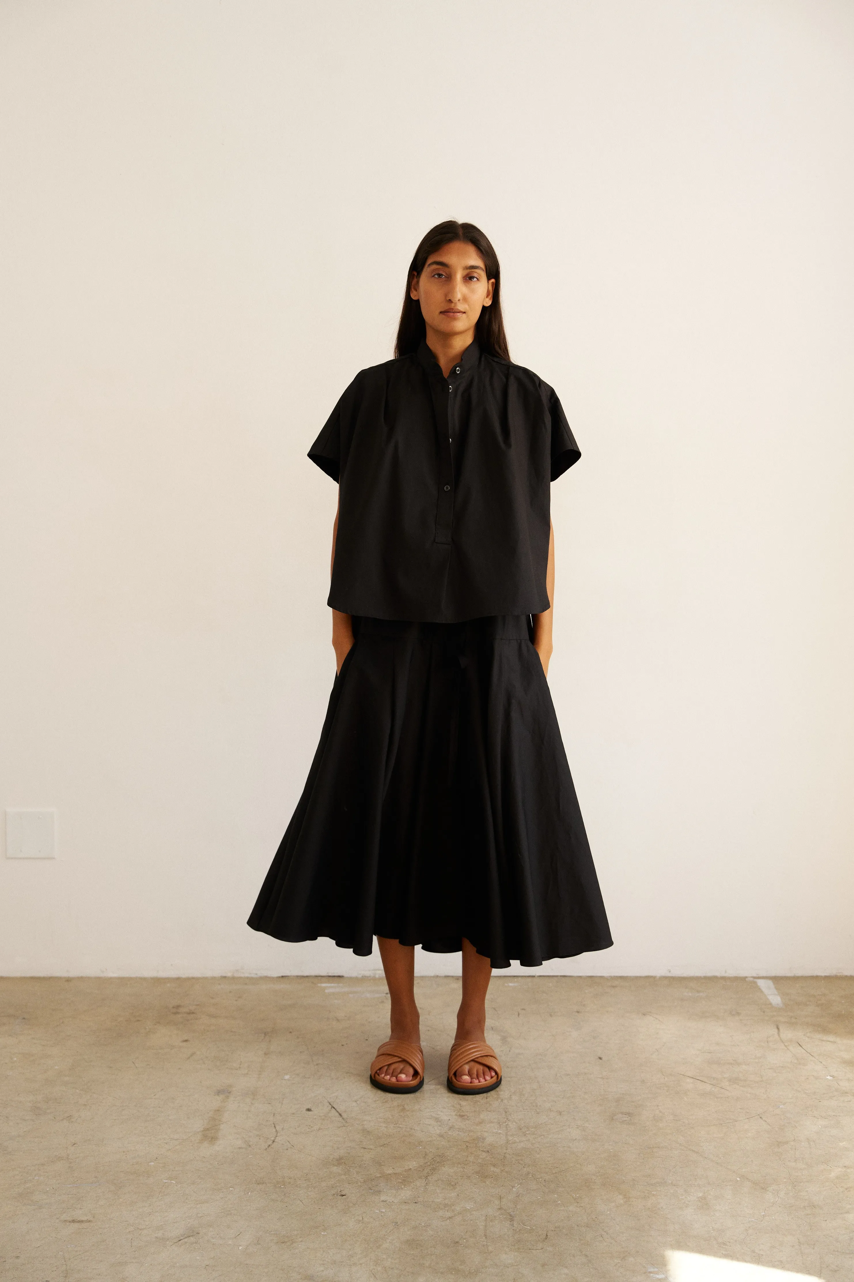 The Amalfi Shell in Black sold by Jamie Haller product image thumbnail 4