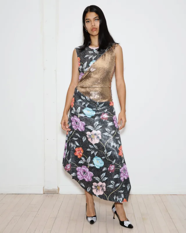 Mother Dress made by Puppets and Puppets