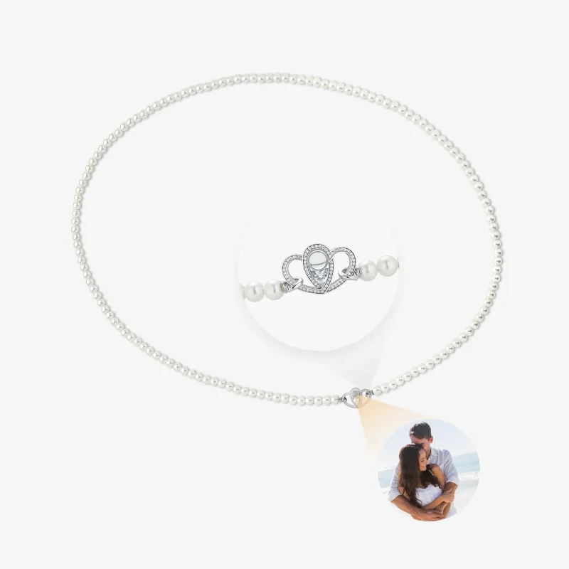 Pearl Picture Necklace with Diamond sold by Totwoo