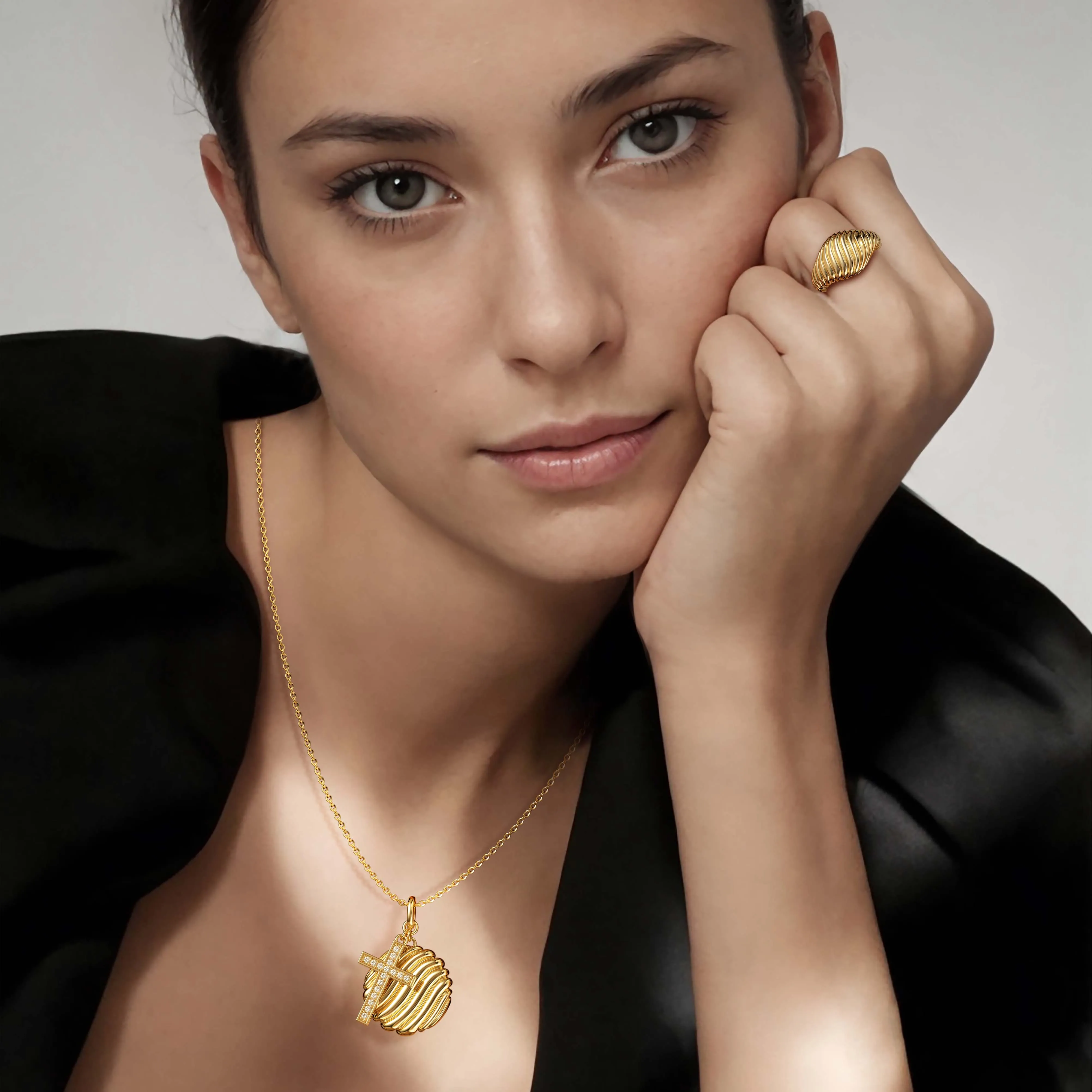 Cross Contour Ring sold by Vanimy Jewelry product image thumbnail 3