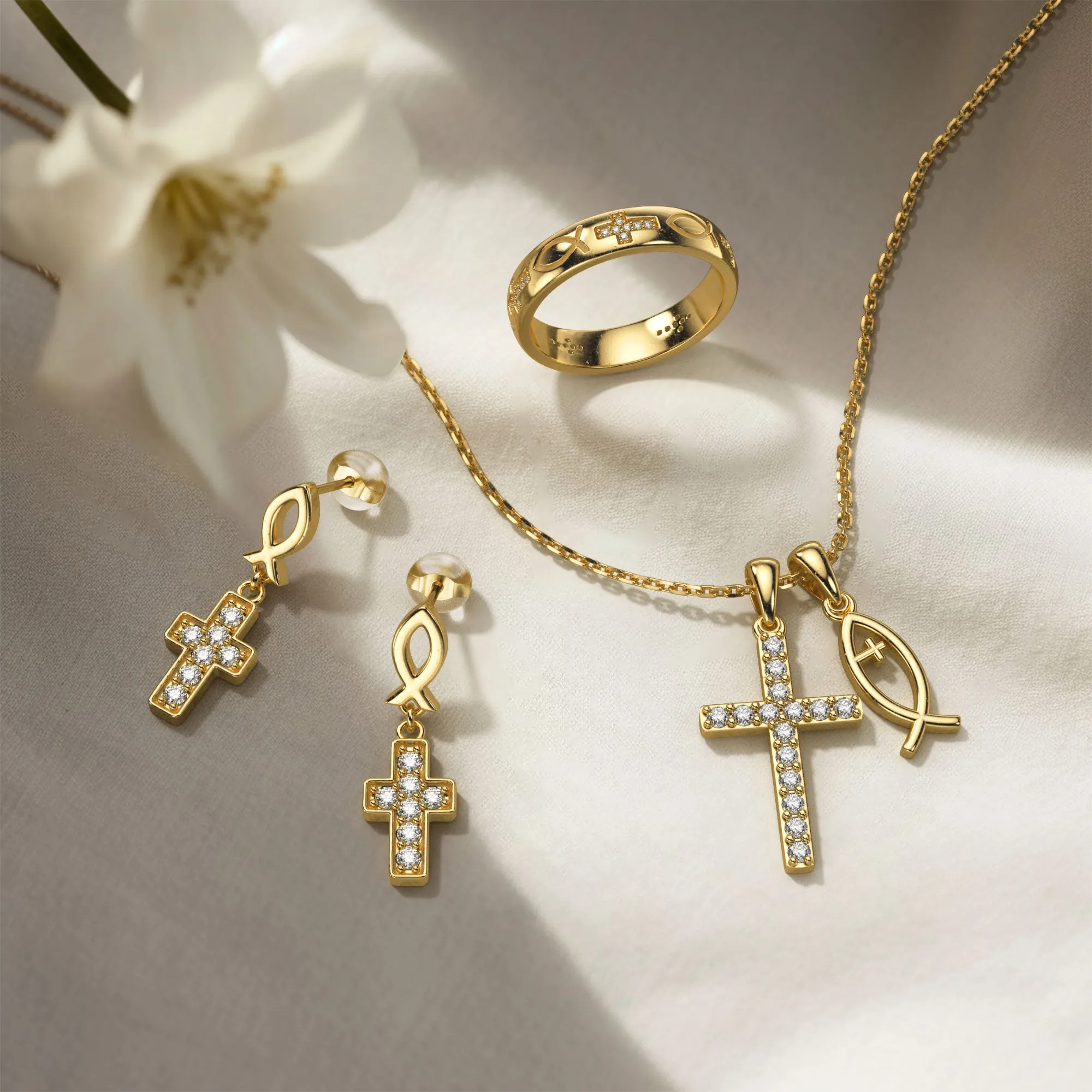 Cross Ichthys Ring sold by Vanimy Jewelry product image thumbnail 4