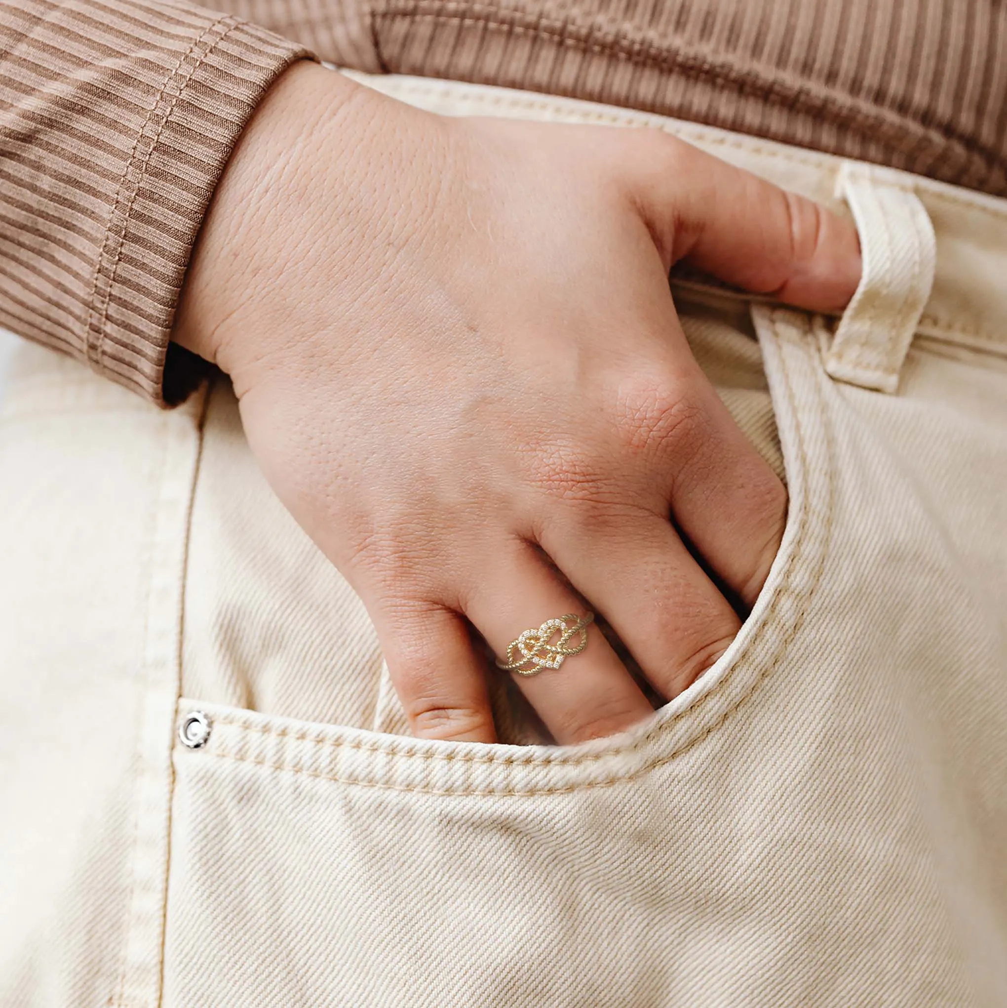 Heart Knot Ring sold by Vanimy Jewelry product image thumbnail 4