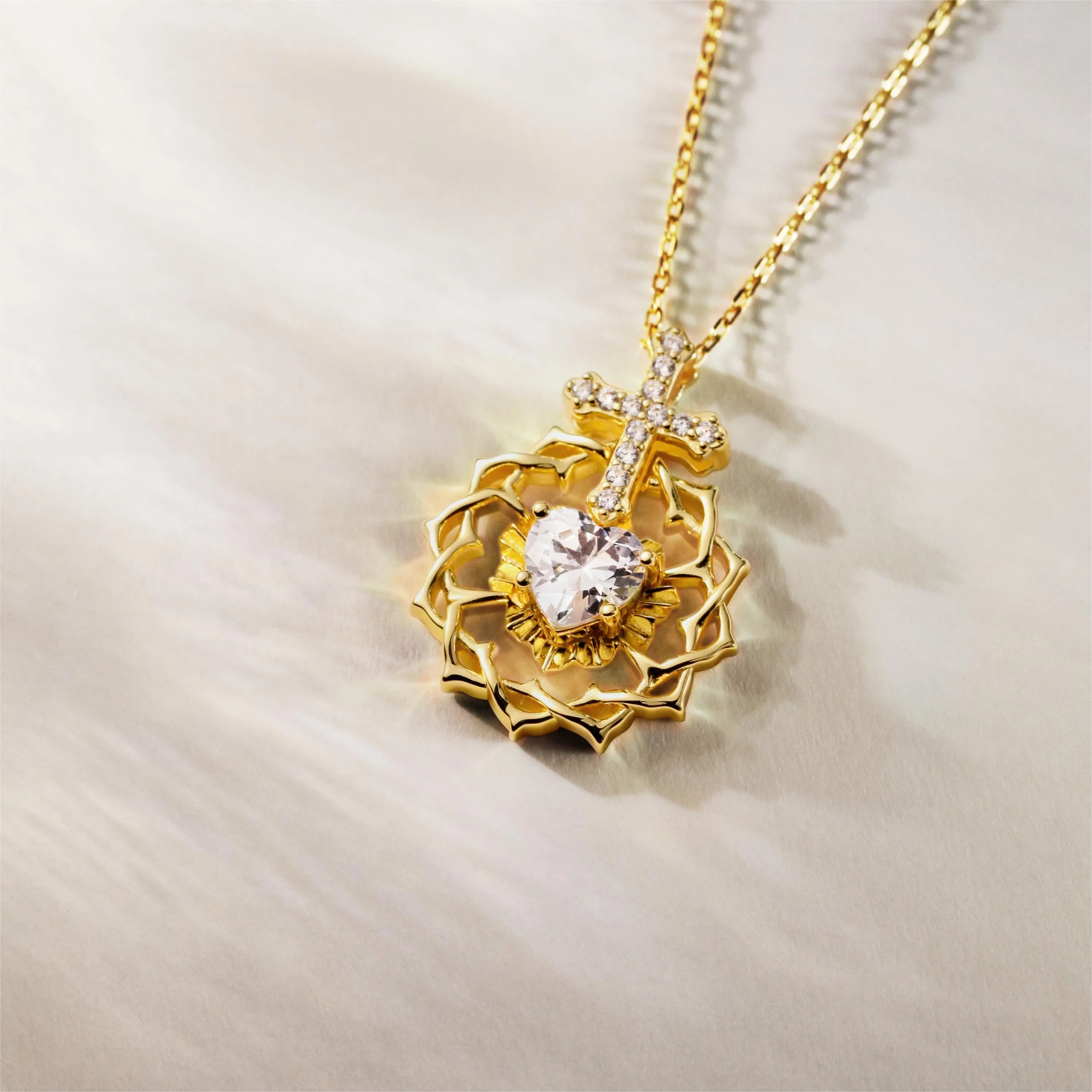 The Sacred Heart Pendant Necklace sold by Vanimy Jewelry product image thumbnail 3