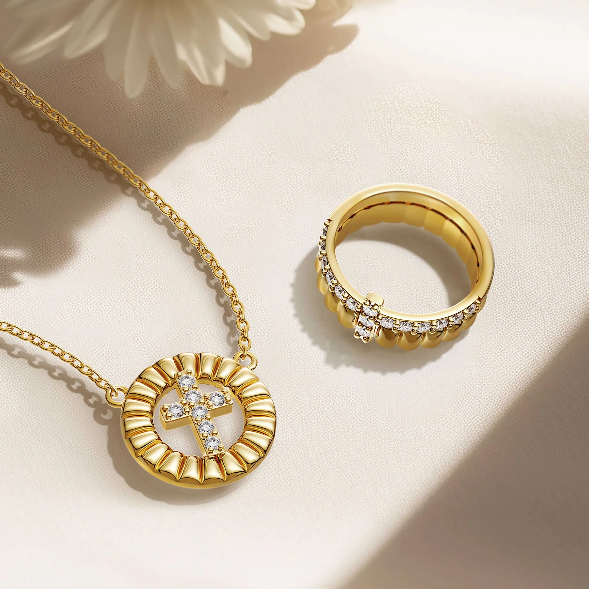 Devout Round Cross Symbol Necklace sold by Vanimy Jewelry product image thumbnail 4