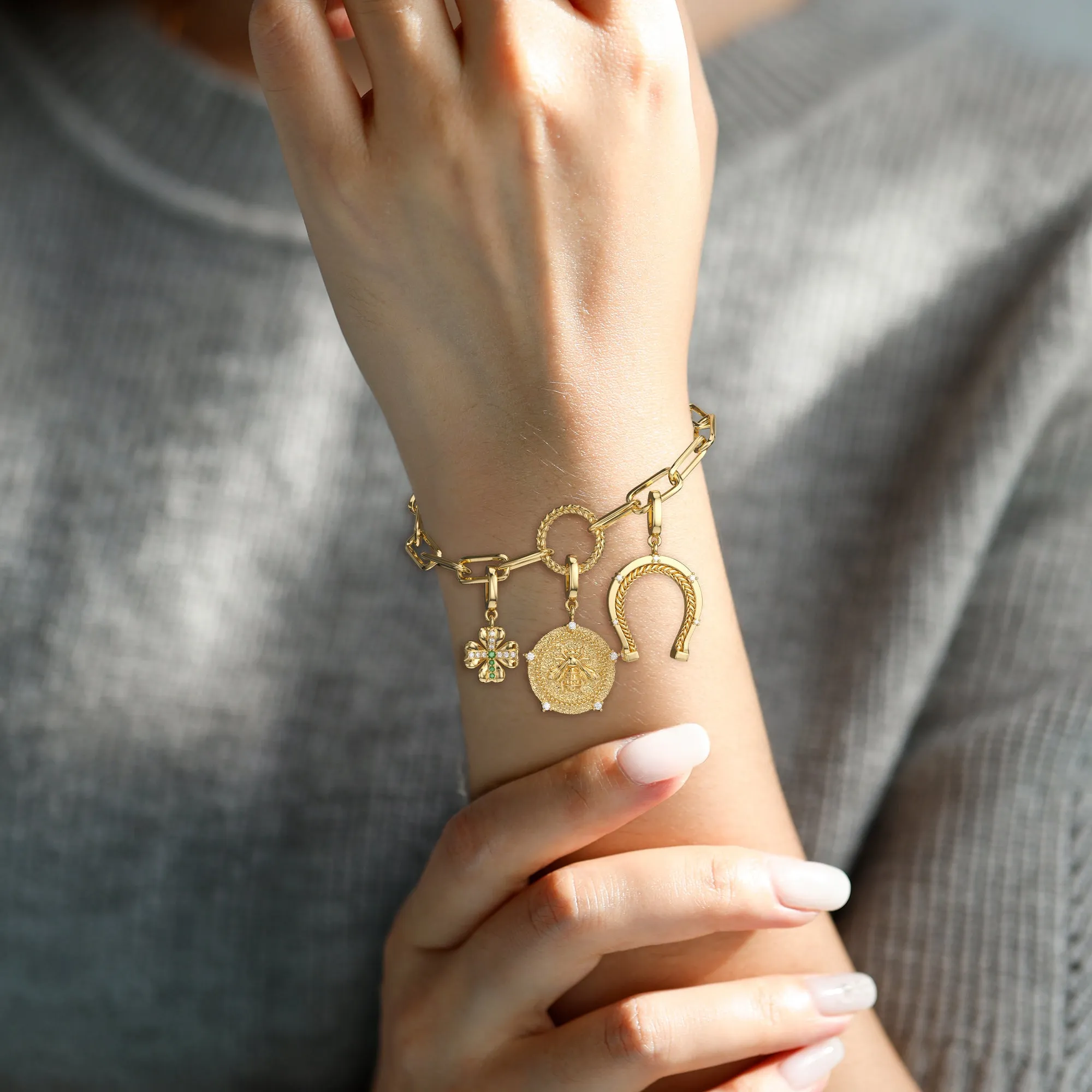 Four-Leaf Clover Charm Pendant sold by Vanimy Jewelry product image thumbnail 2