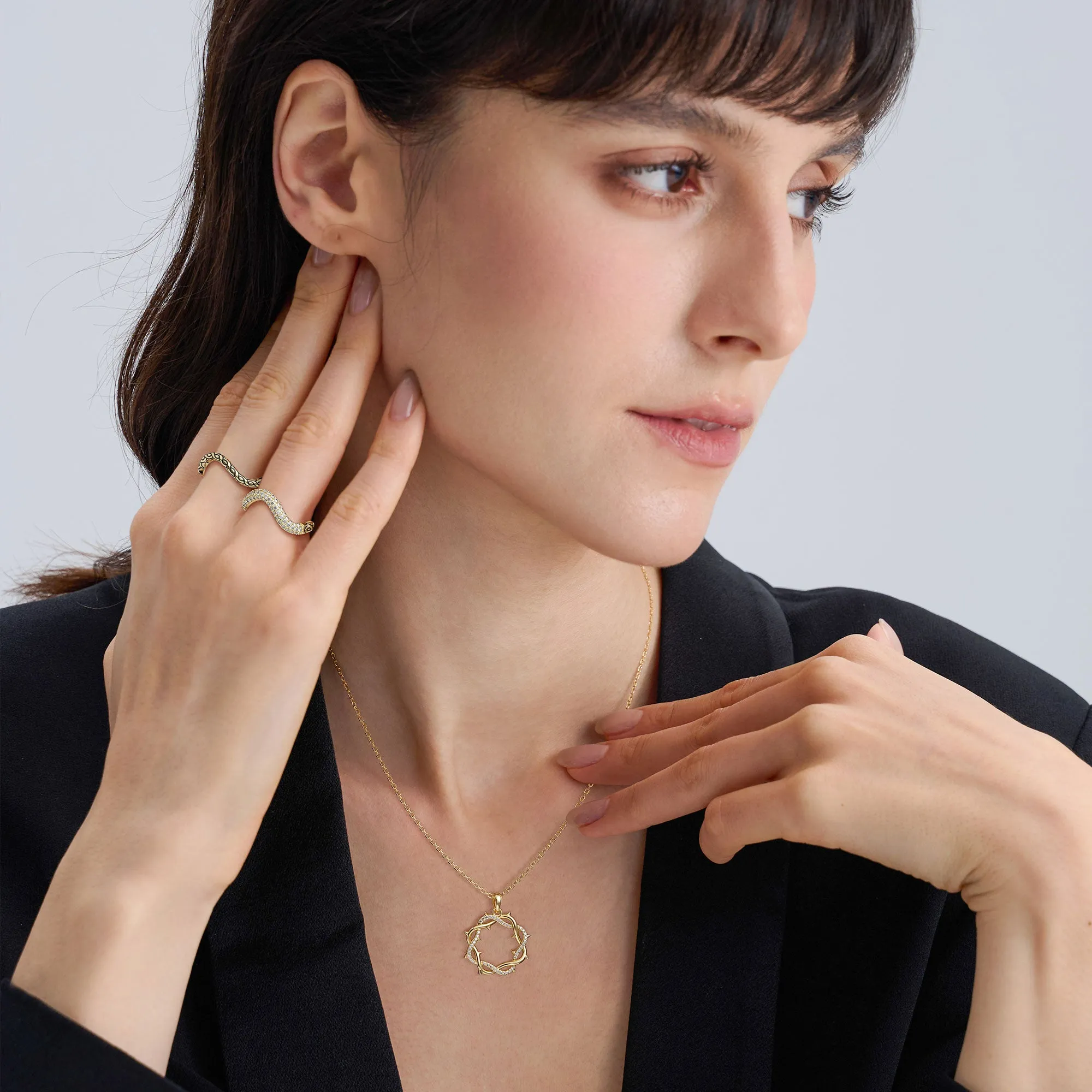 Pavé Wavy Enamel Statement Stacking Ring sold by Vanimy Jewelry product image thumbnail 4