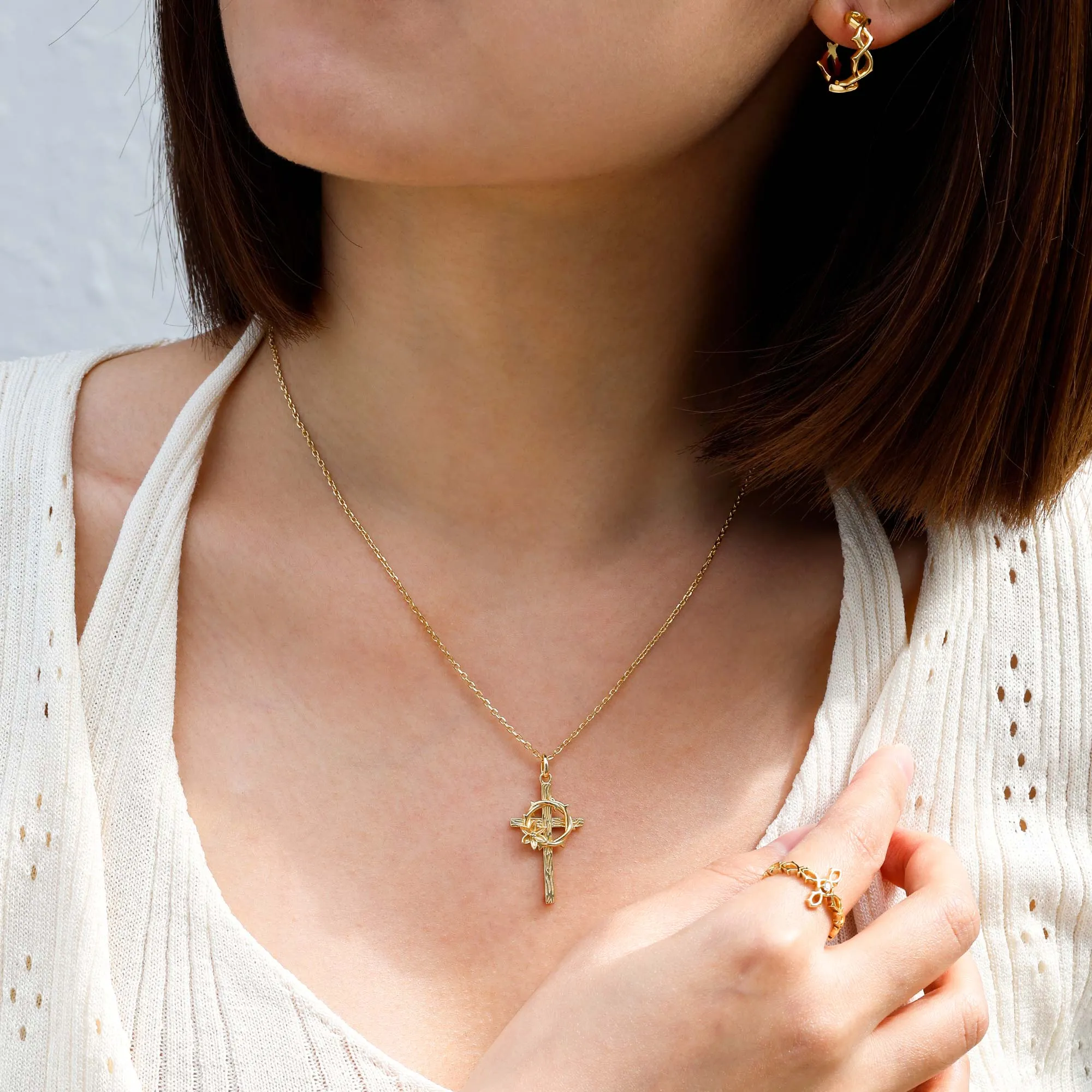 Crown of Thorns Lily Cross Pendant Necklace sold by Vanimy Jewelry product image thumbnail 4