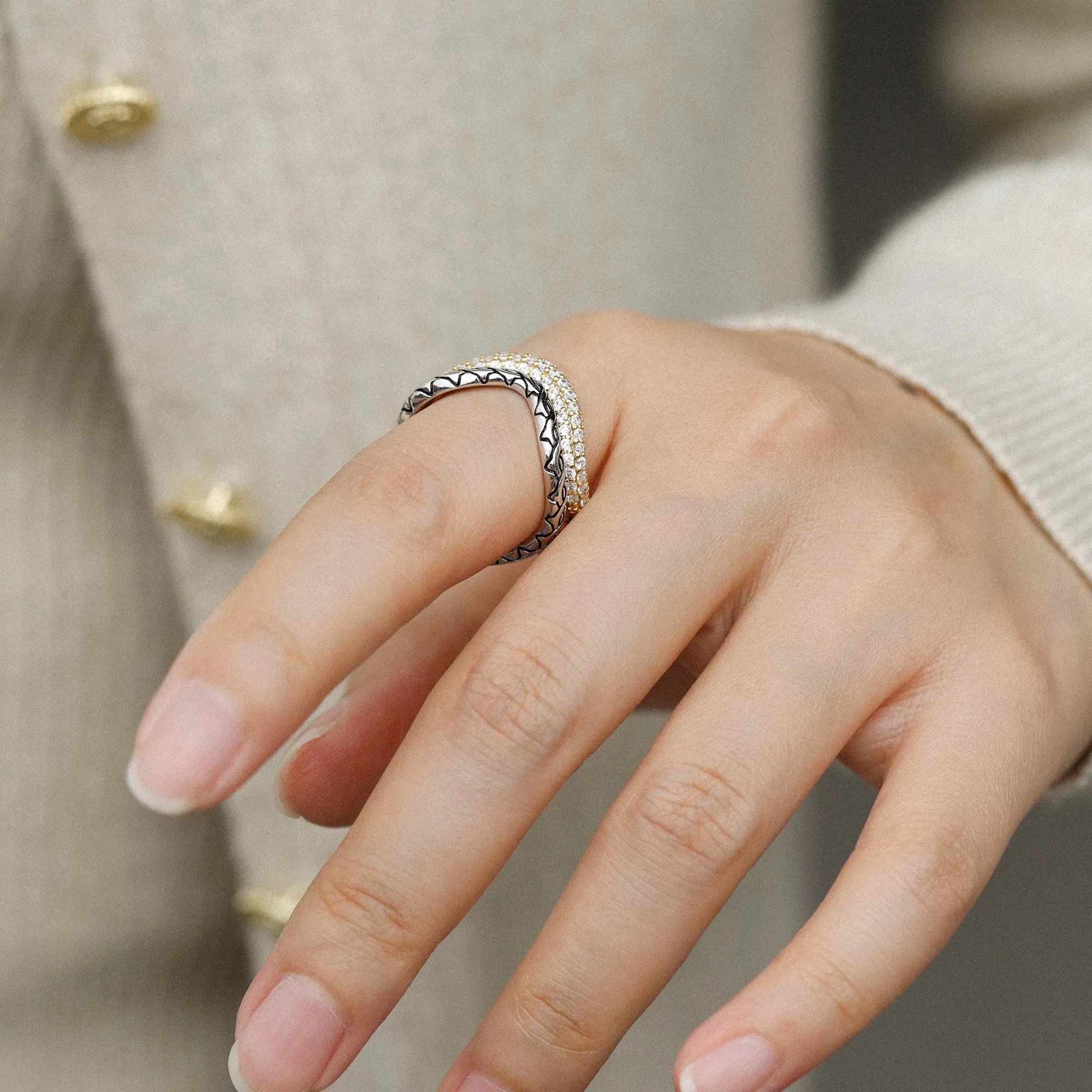 Crown of Thorns Wavy Enamel Statement Ring sold by Vanimy Jewelry product image thumbnail 4