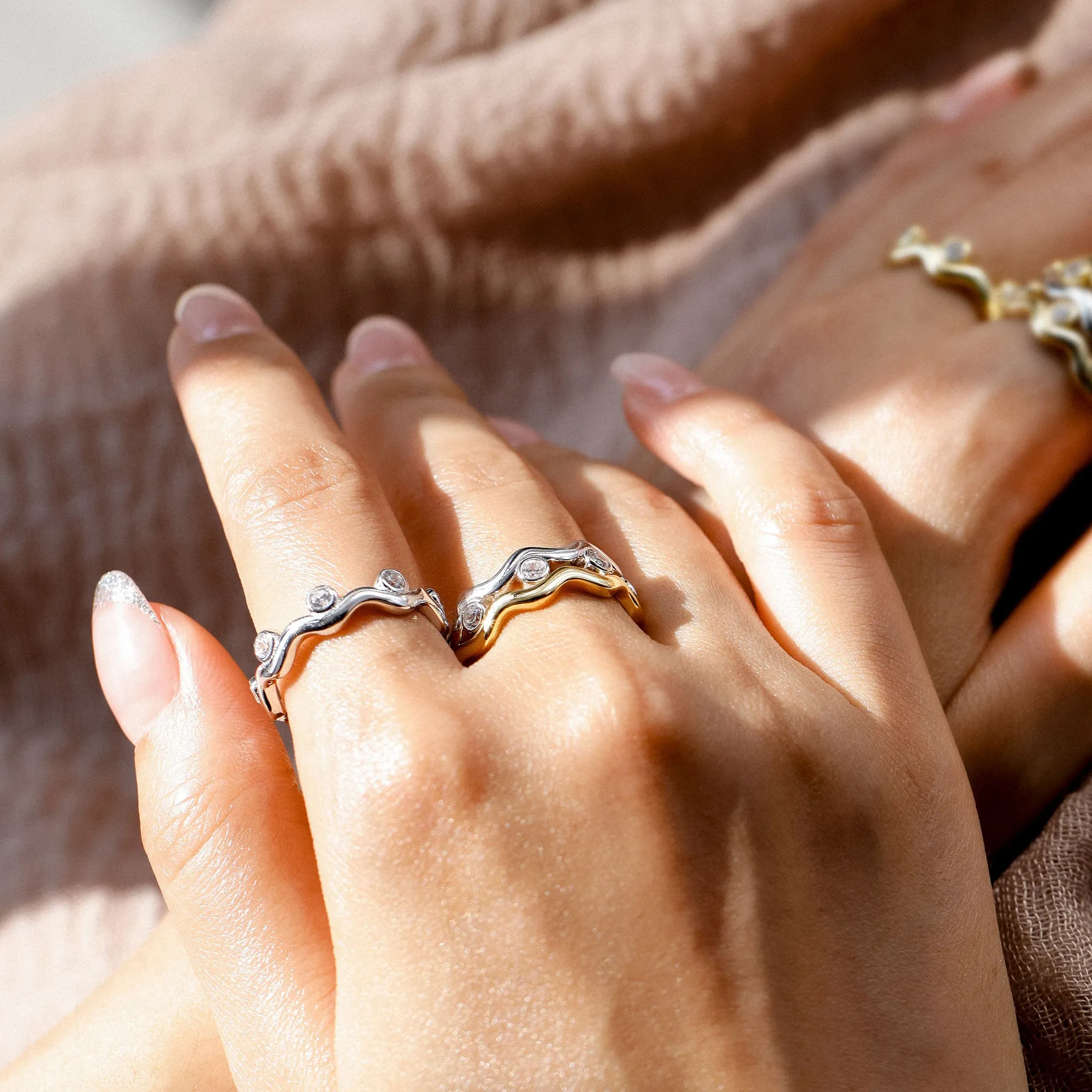 Elysian Wave Ring Set sold by Vanimy Jewelry product image thumbnail 2