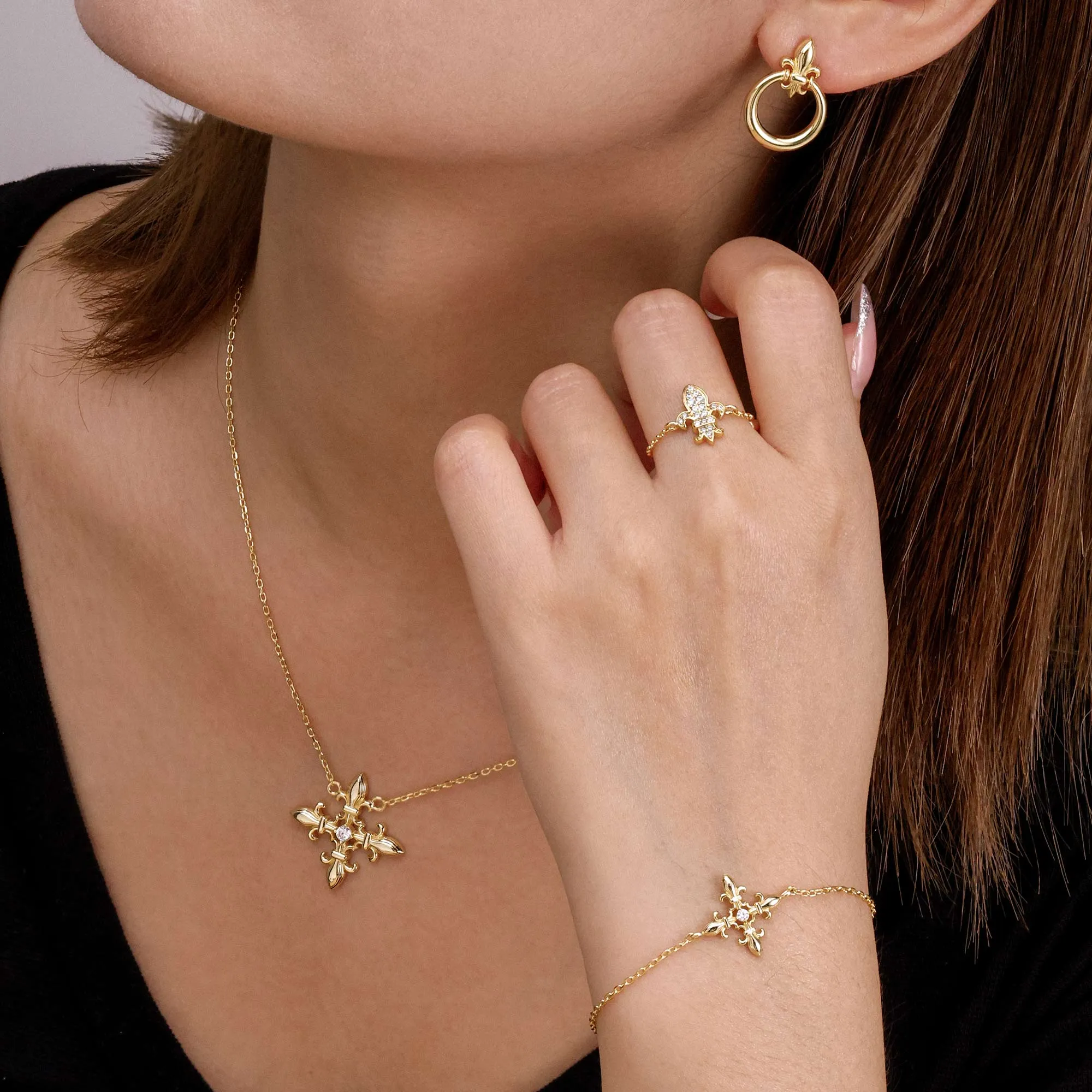 Divine Bloom Fleur-de-Lis Adjustable Chain Ring sold by Vanimy Jewelry product image thumbnail 5
