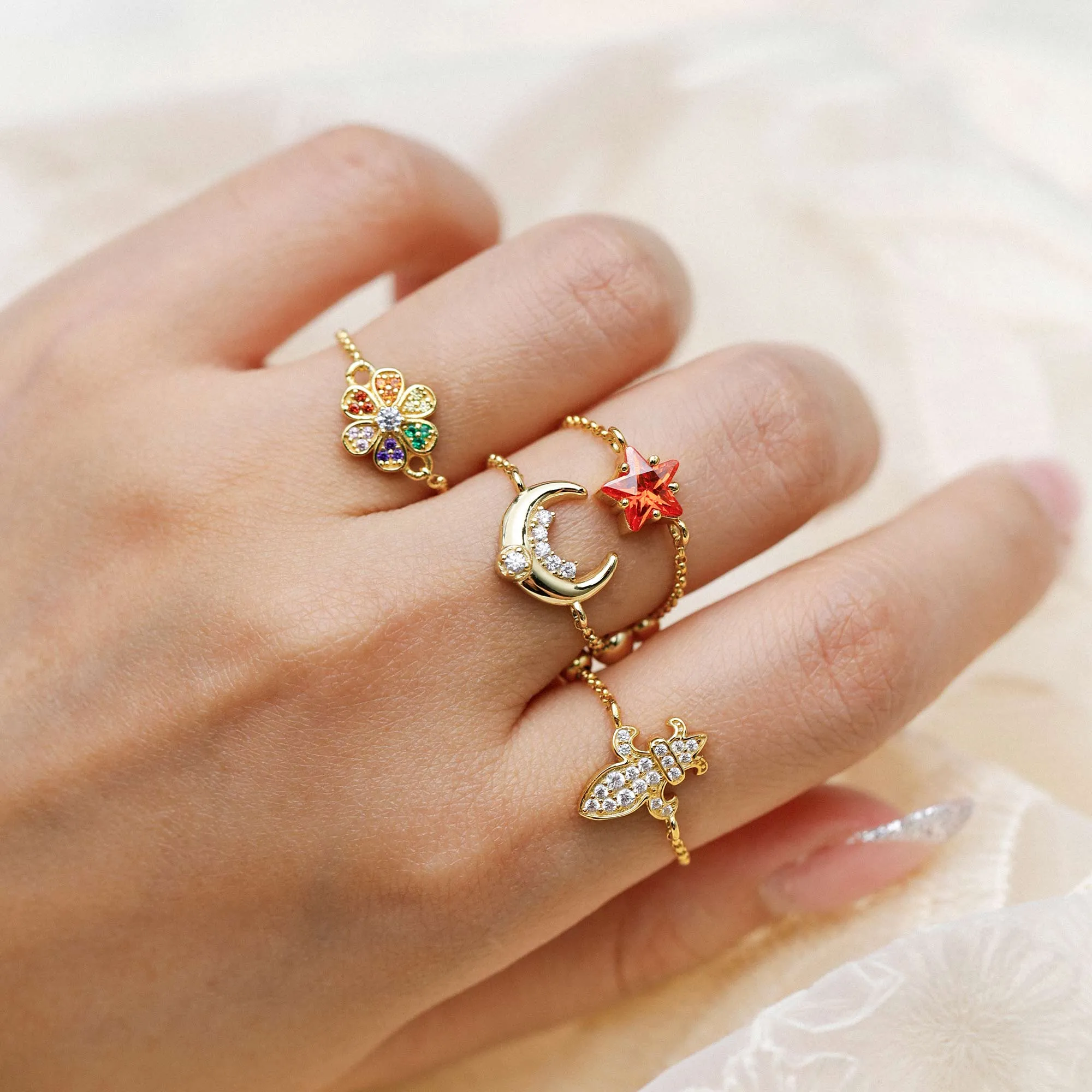 Divine Bloom Fleur-de-Lis Adjustable Chain Ring sold by Vanimy Jewelry product image thumbnail 3