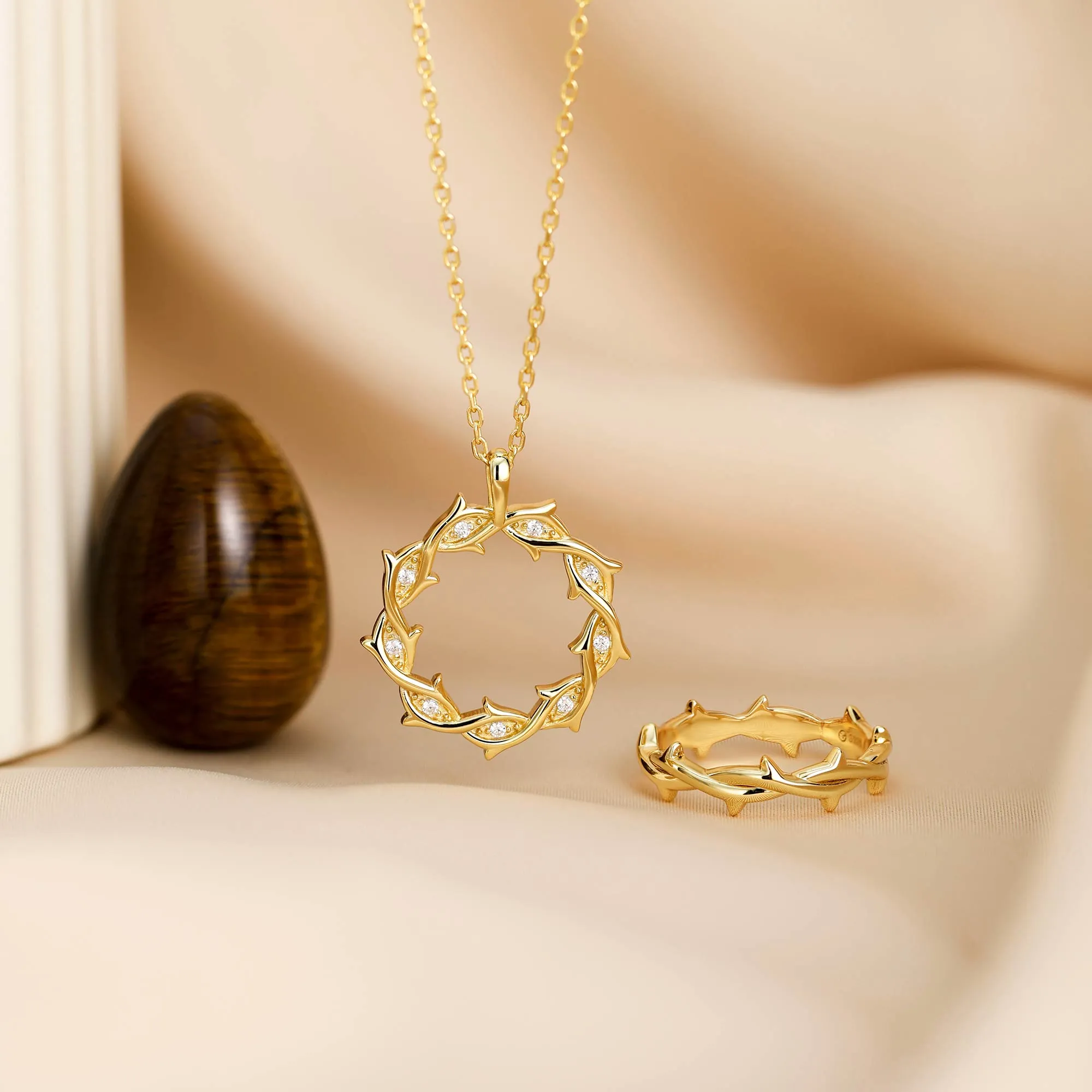 Crown of Thorns Light Necklace sold by Vanimy Jewelry product image thumbnail 5