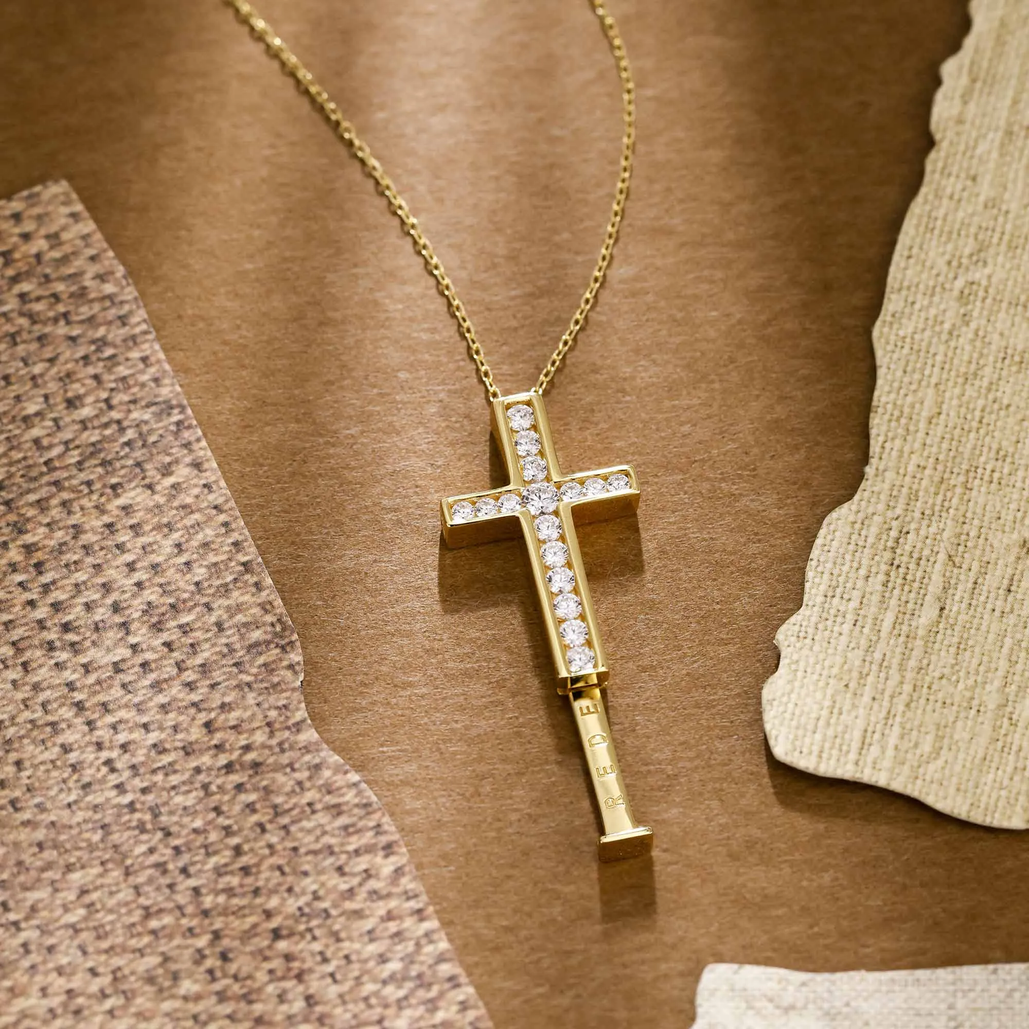 Anastasia Personalized Hidden Message Pavé Cross Necklace sold by Vanimy Jewelry product image thumbnail 3