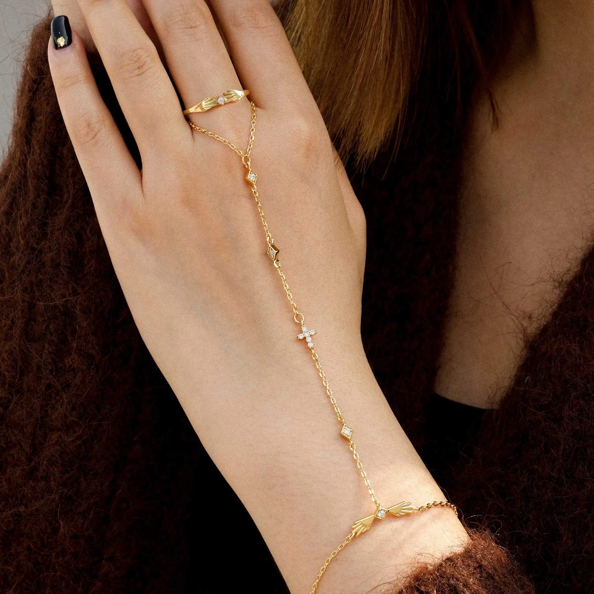 Cherub Wings Hand Chain sold by Vanimy Jewelry product image thumbnail 2