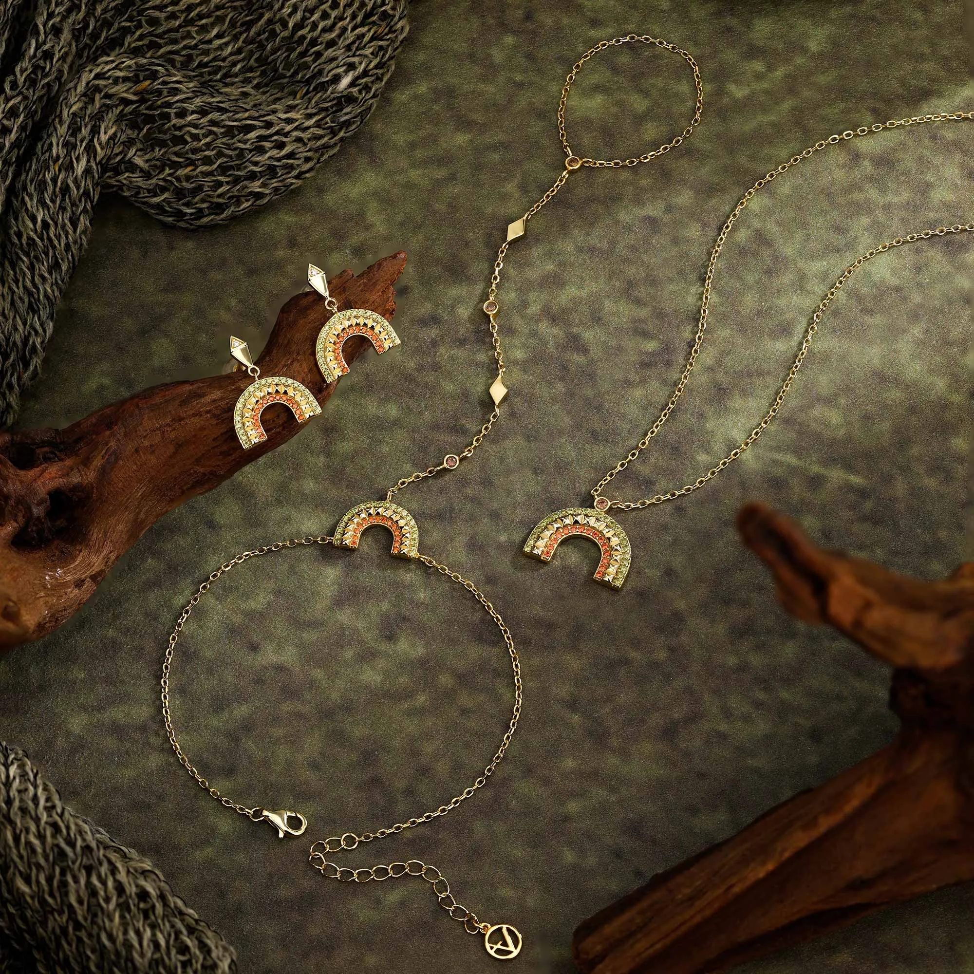 Noah Rainbow Hand Chain sold by Vanimy Jewelry product image thumbnail 4