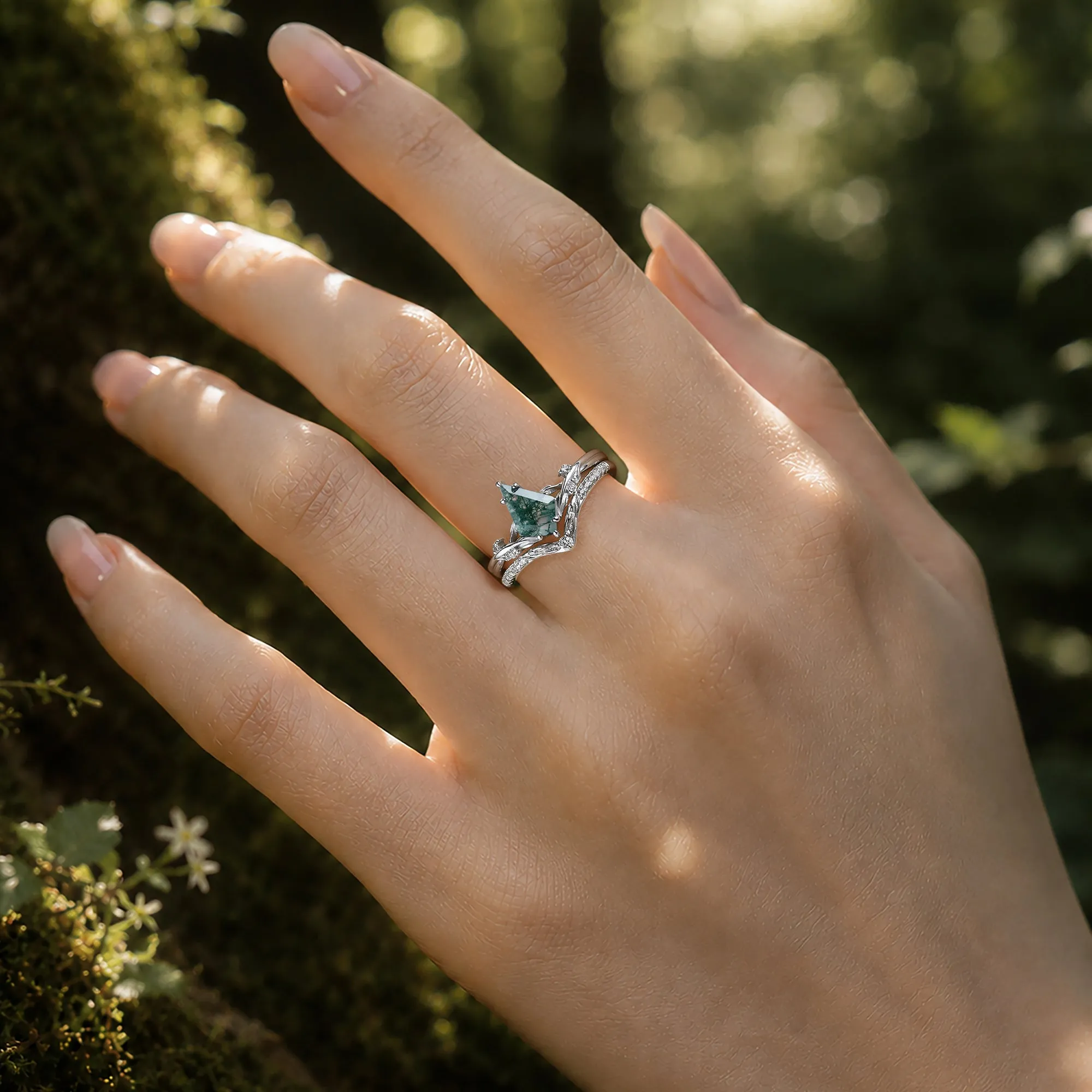 Leaf Kite Moss Agate Ring sold by Vanimy Jewelry product image thumbnail 3