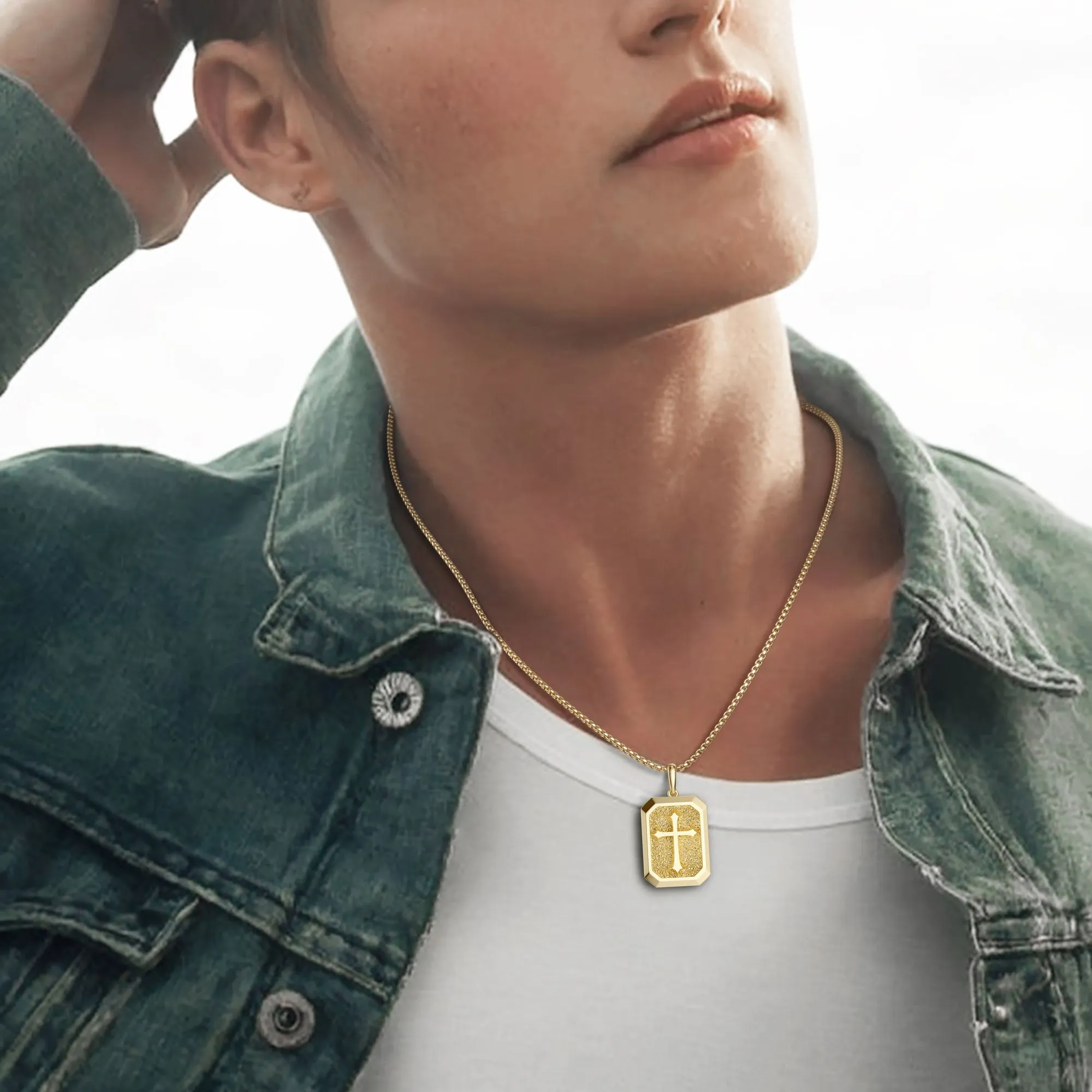 Faith Over Fear Cross Medallion Pendant Engraved Necklace sold by Vanimy Jewelry product image thumbnail 3