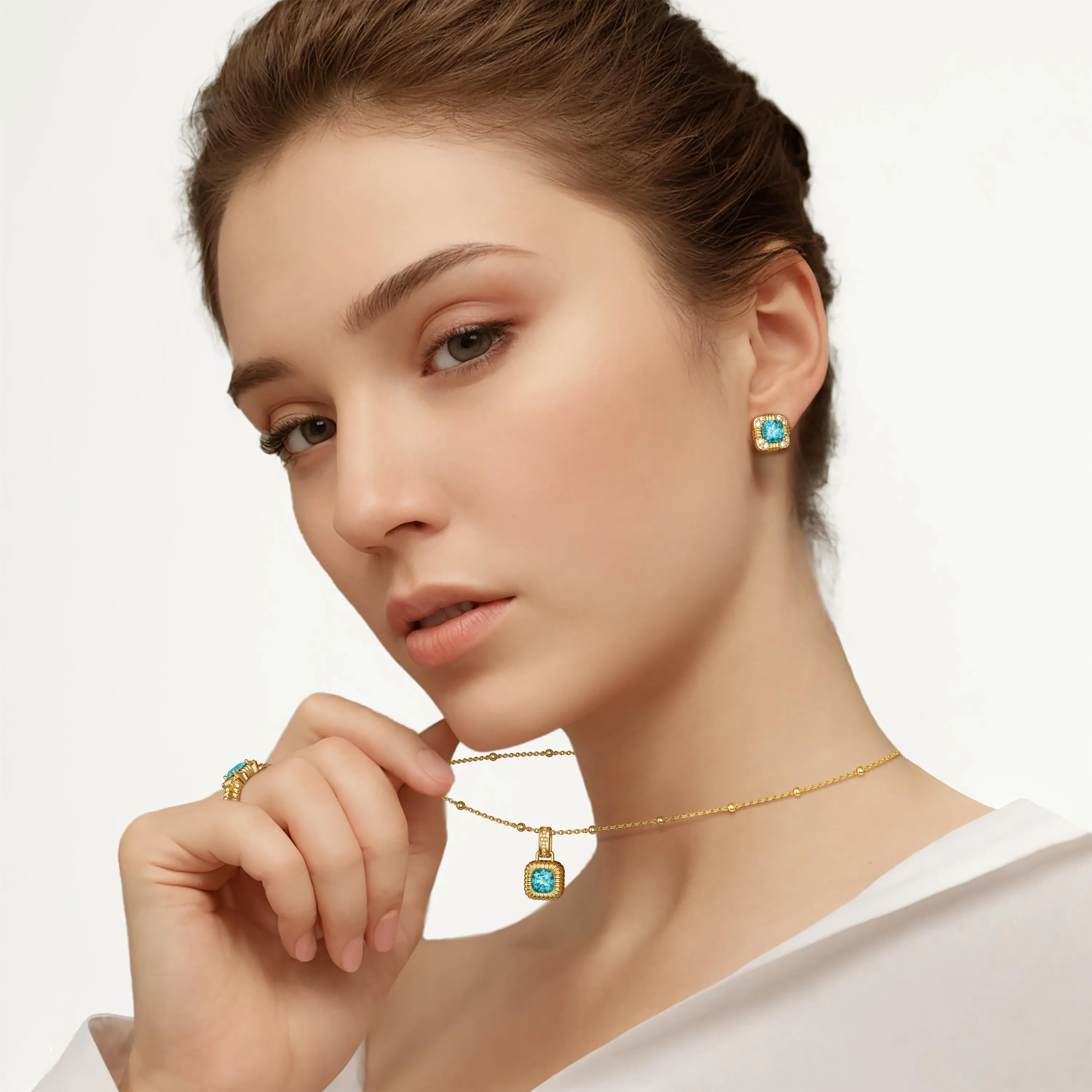 Pavé Solitaire Halo Necklace sold by Vanimy Jewelry product image thumbnail 3