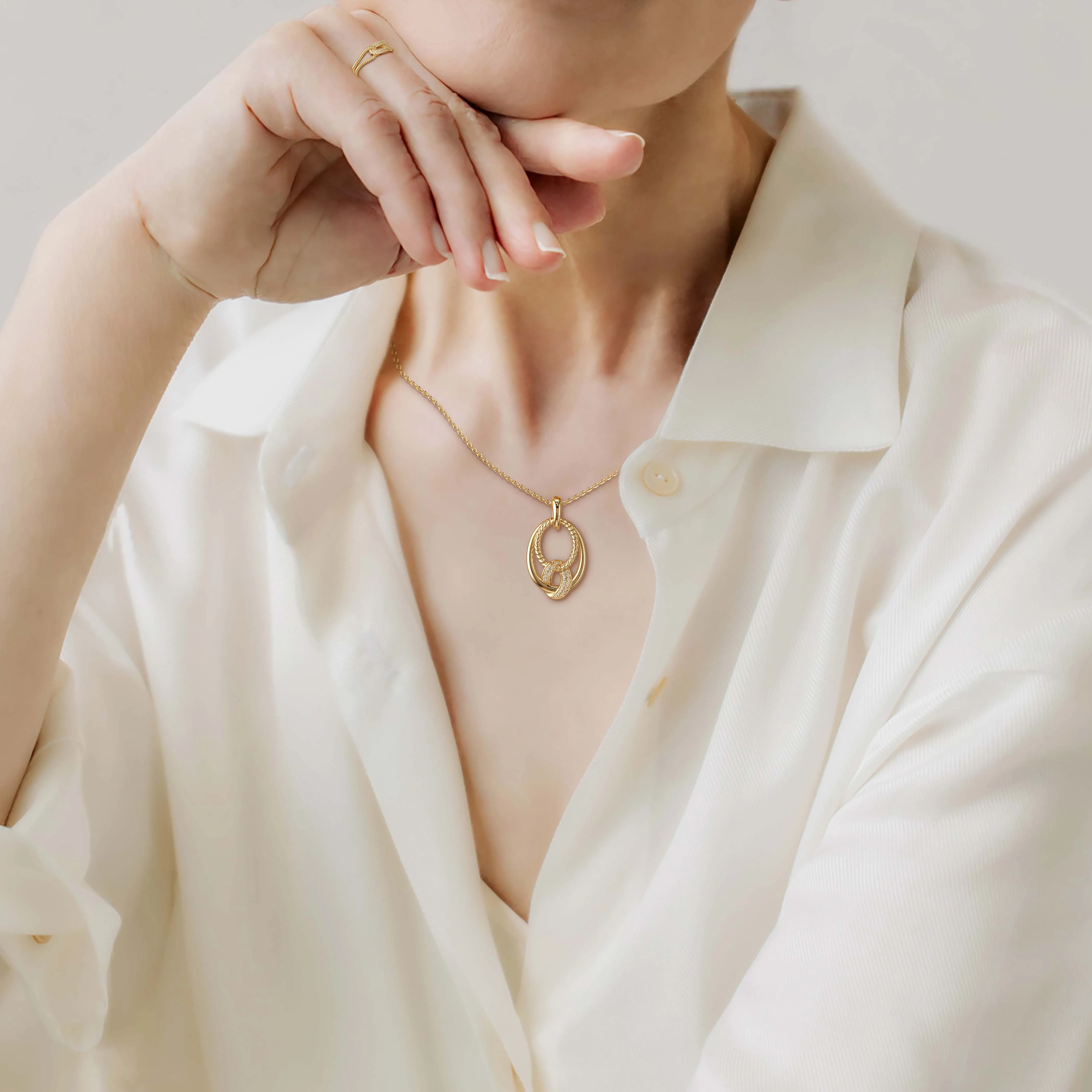 Interlocking Triple Oval Necklace sold by Vanimy Jewelry product image thumbnail 4