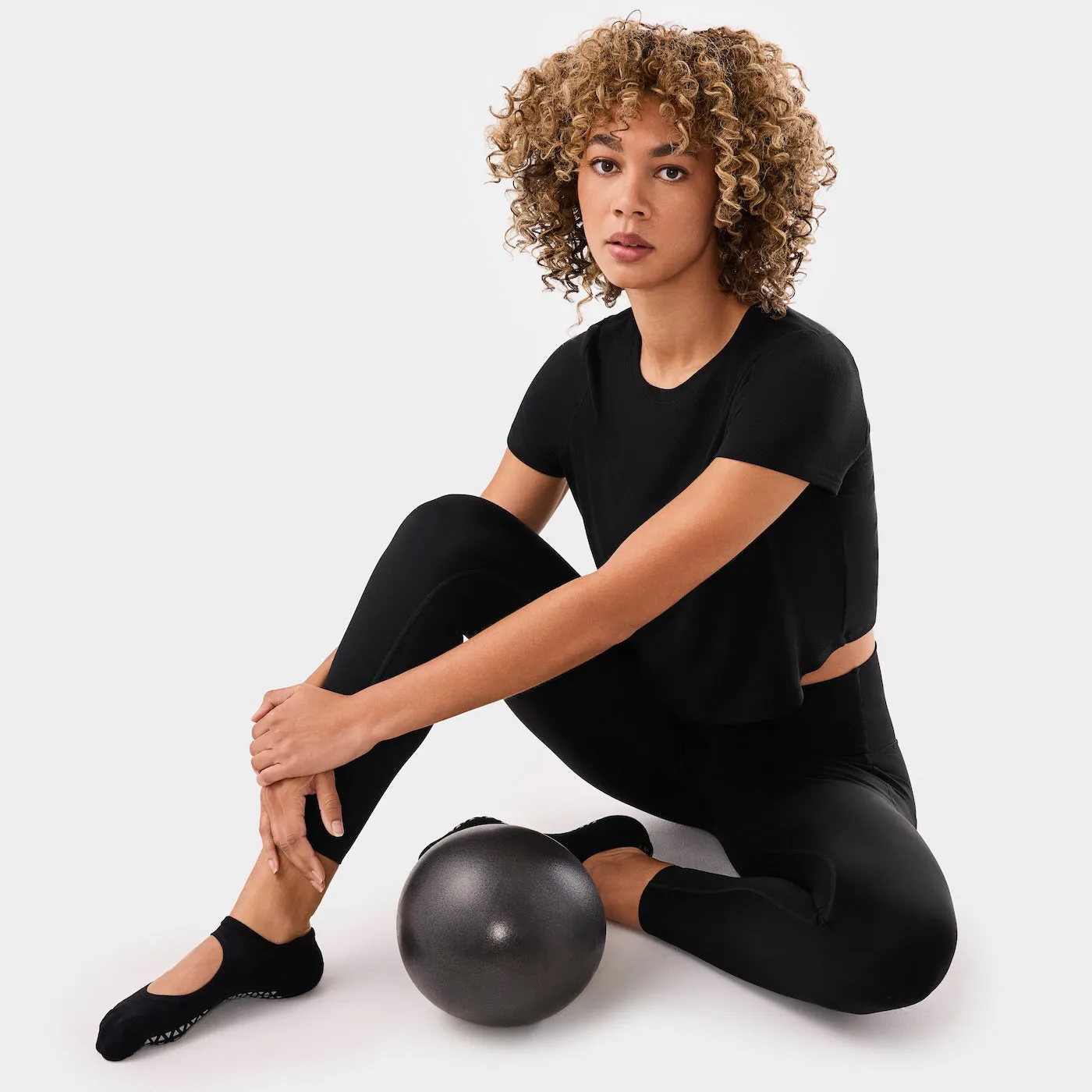 TaviSculpt® High Waisted Pocket 7/8 Leggings sold by Tavi Active product image thumbnail 3