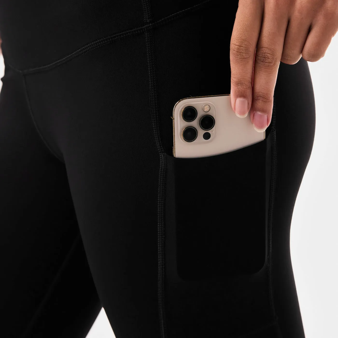 TaviSculpt® High Waisted Pocket 7/8 Leggings sold by Tavi Active product image thumbnail 2