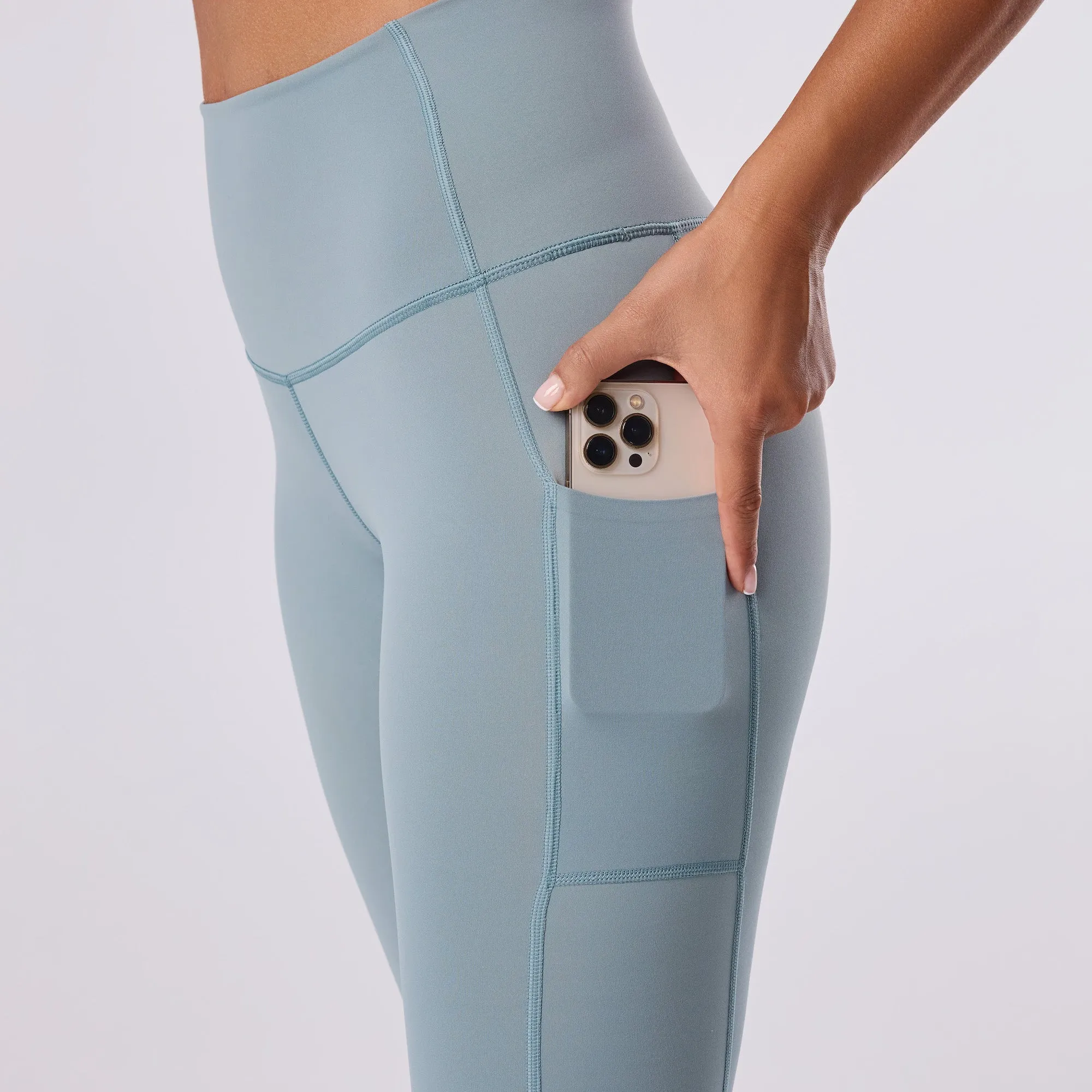TaviSculpt® High Waisted 7/8 Pocket Leggings sold by Tavi Active product image thumbnail 4