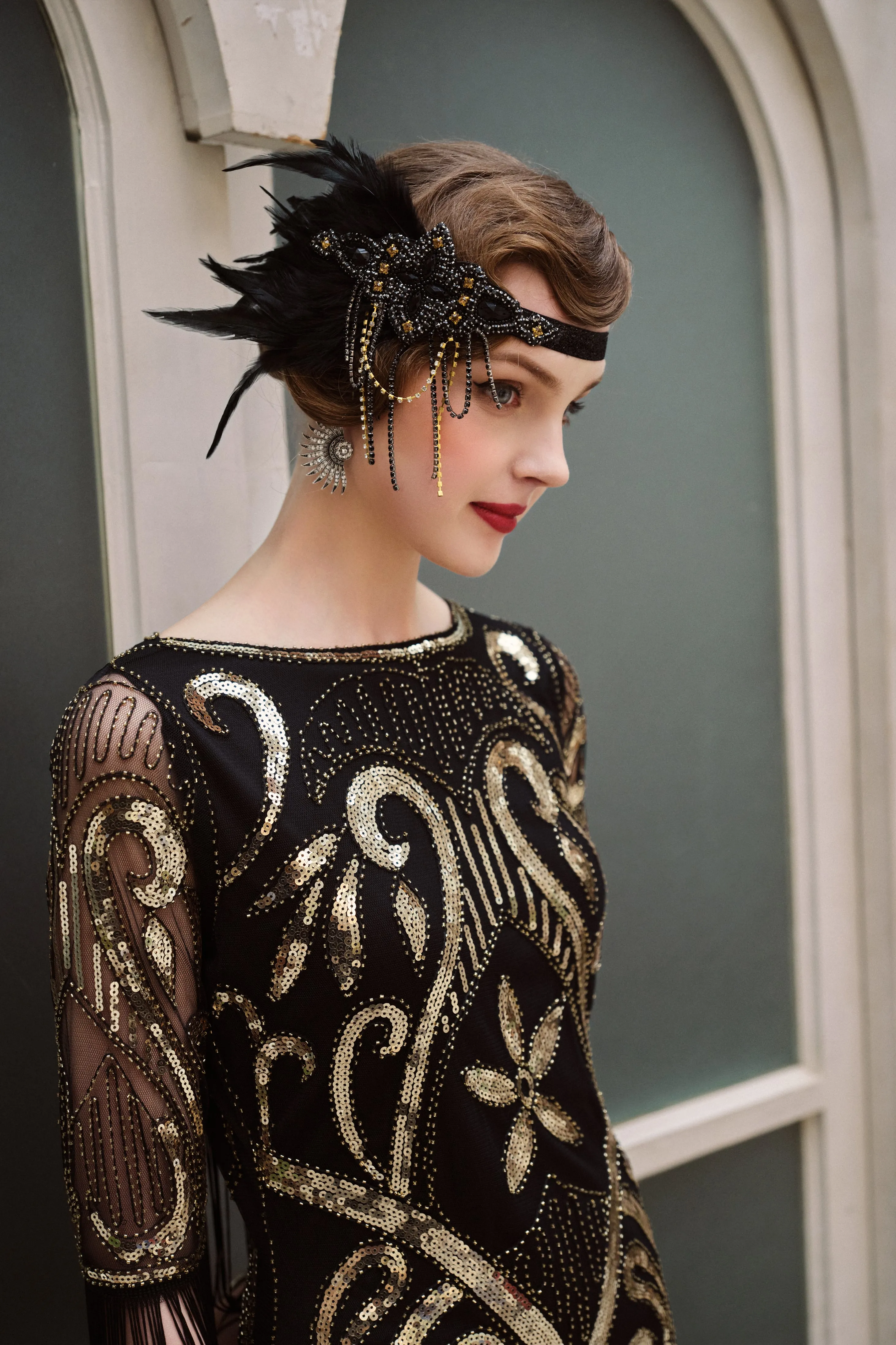 Glitter Rhinestone Chain Headband sold by BABEYOND product image thumbnail 3