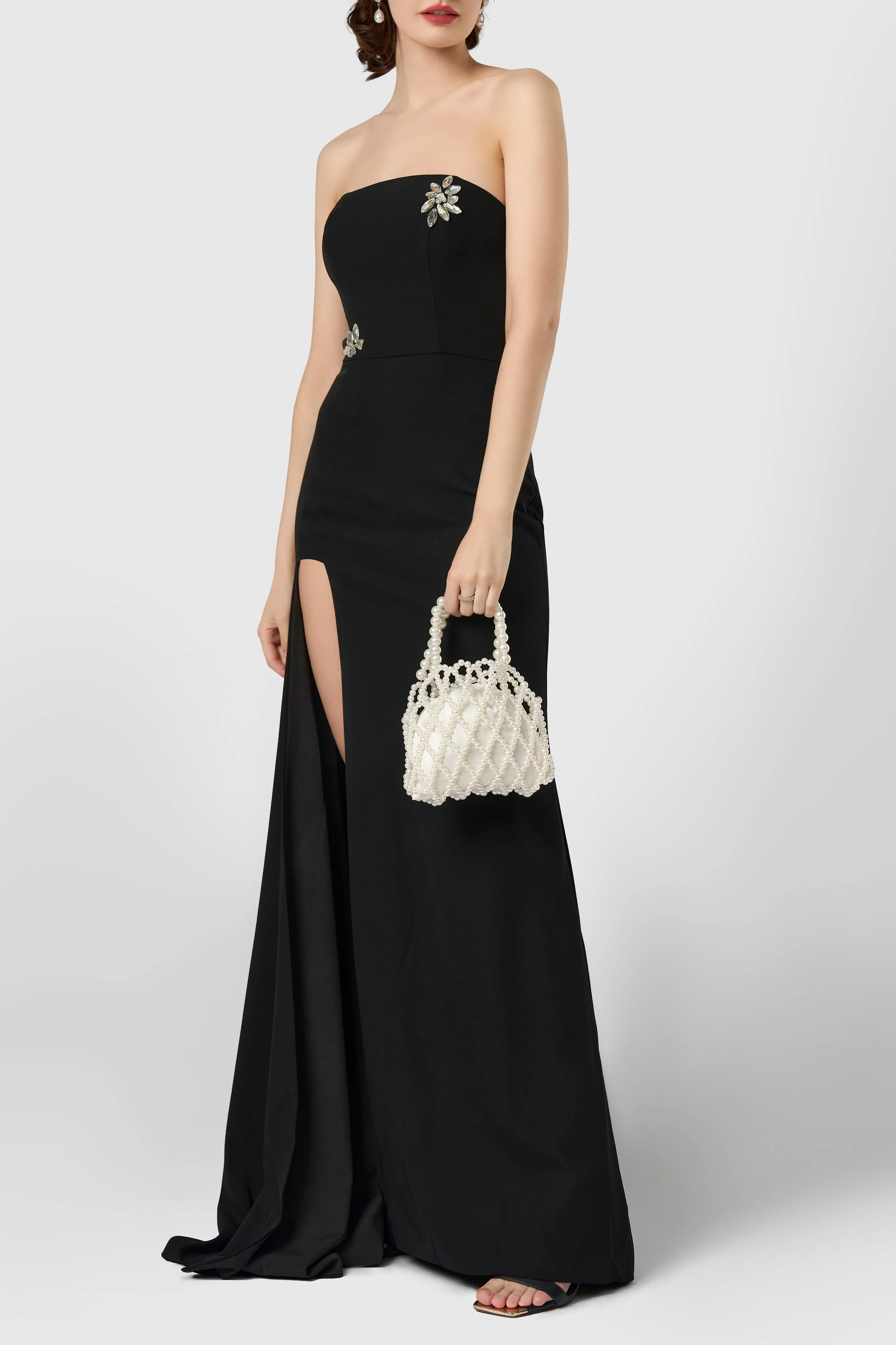 Reticulated Beaded Pearl Bucket Purse sold by BABEYOND product image thumbnail 5