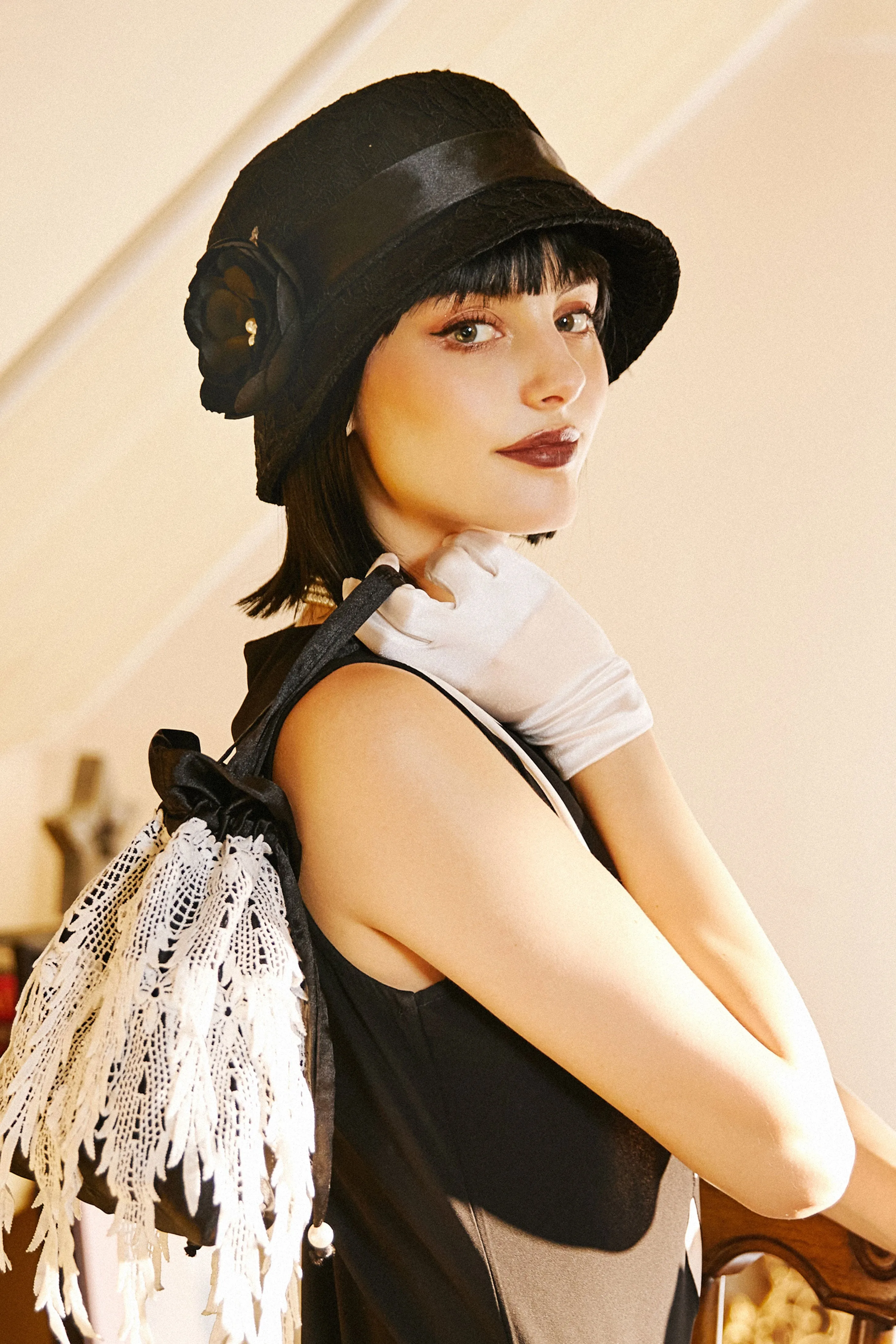 Elegant Lace Floral Gatsby Hat sold by BABEYOND product image thumbnail 4