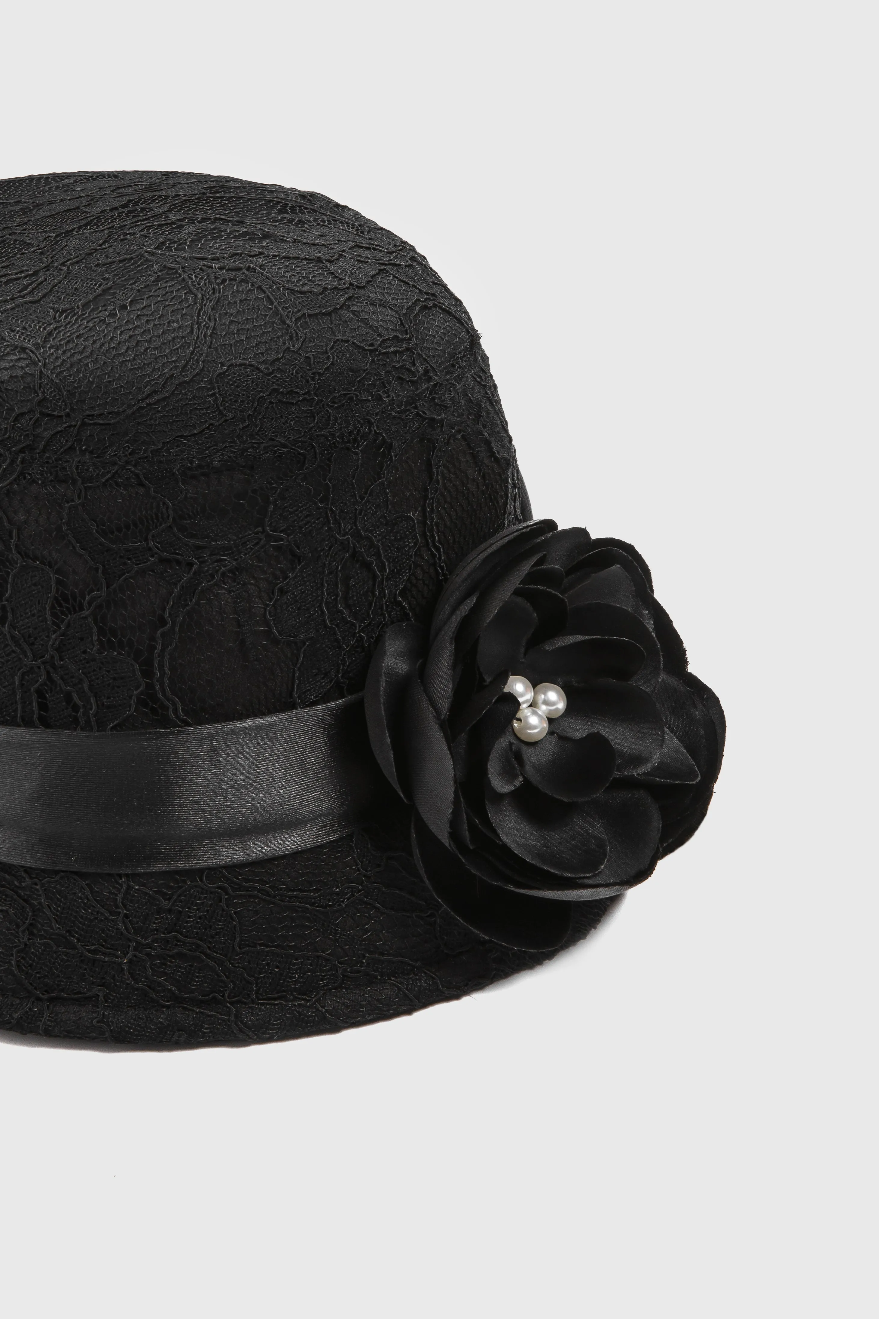 Elegant Lace Floral Gatsby Hat sold by BABEYOND product image thumbnail 2