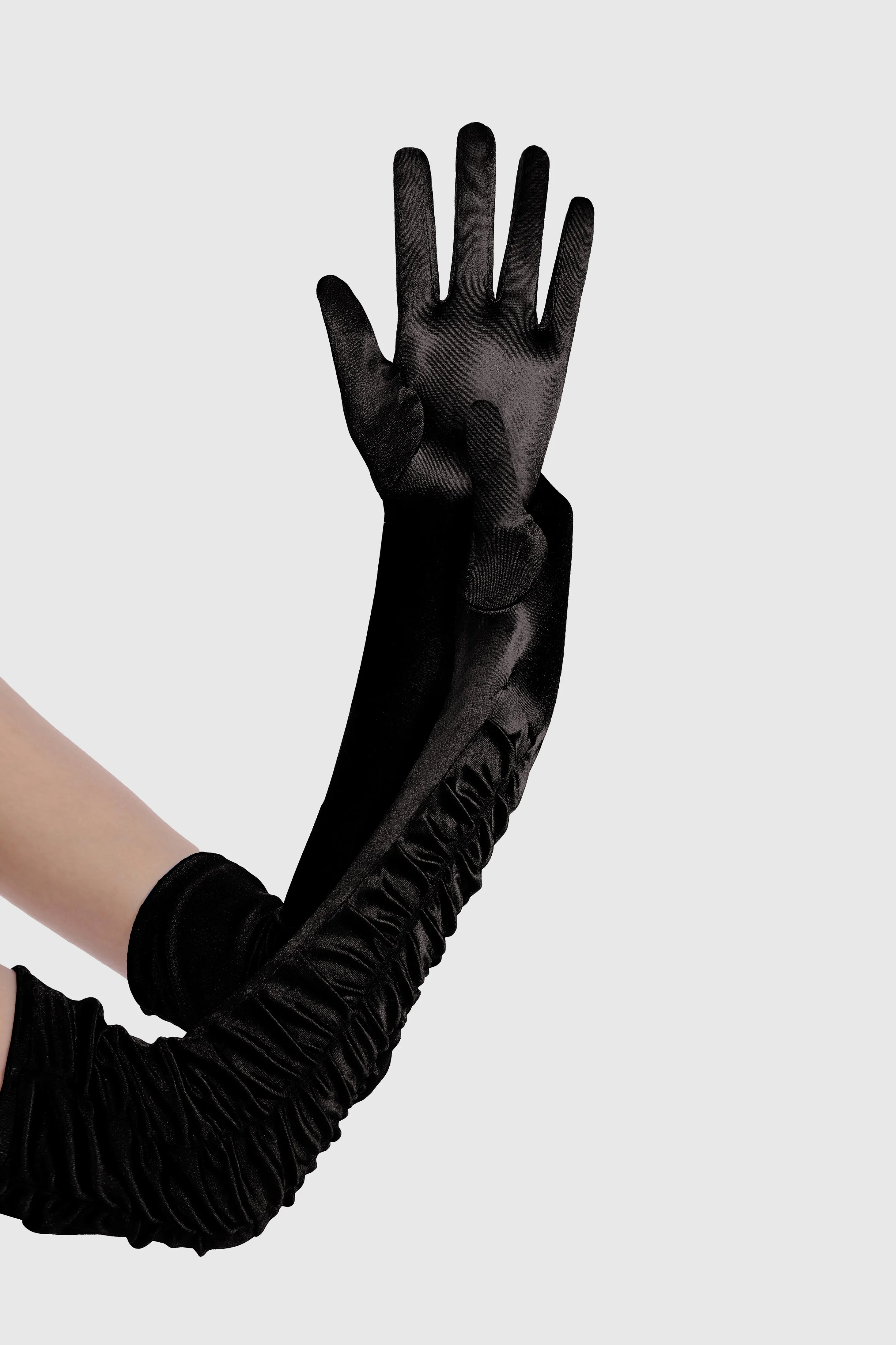 20.5" Wave Pleated Satin Stretchy Gloves sold by BABEYOND product image thumbnail 3