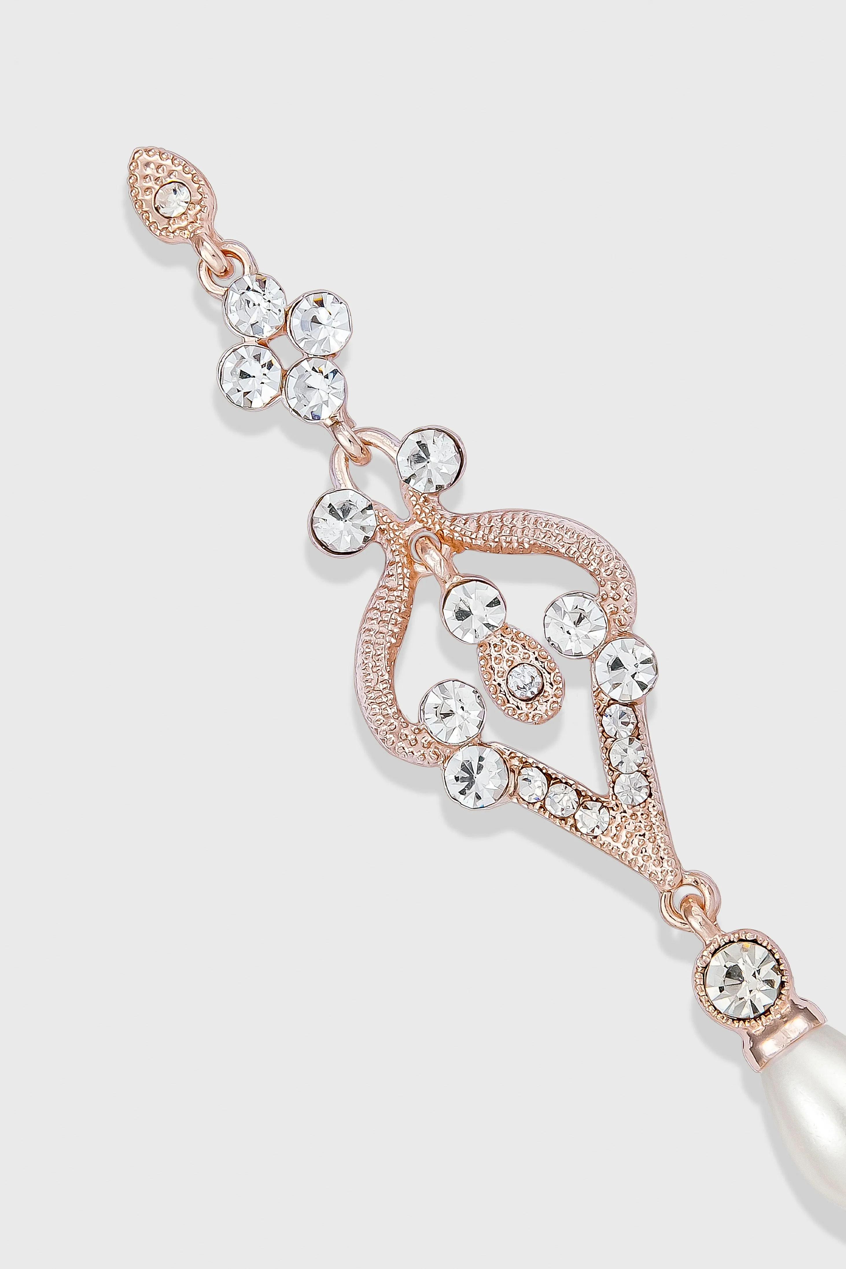 Elegant Retro Crystal Embellished Earrings sold by BABEYOND product image thumbnail 2