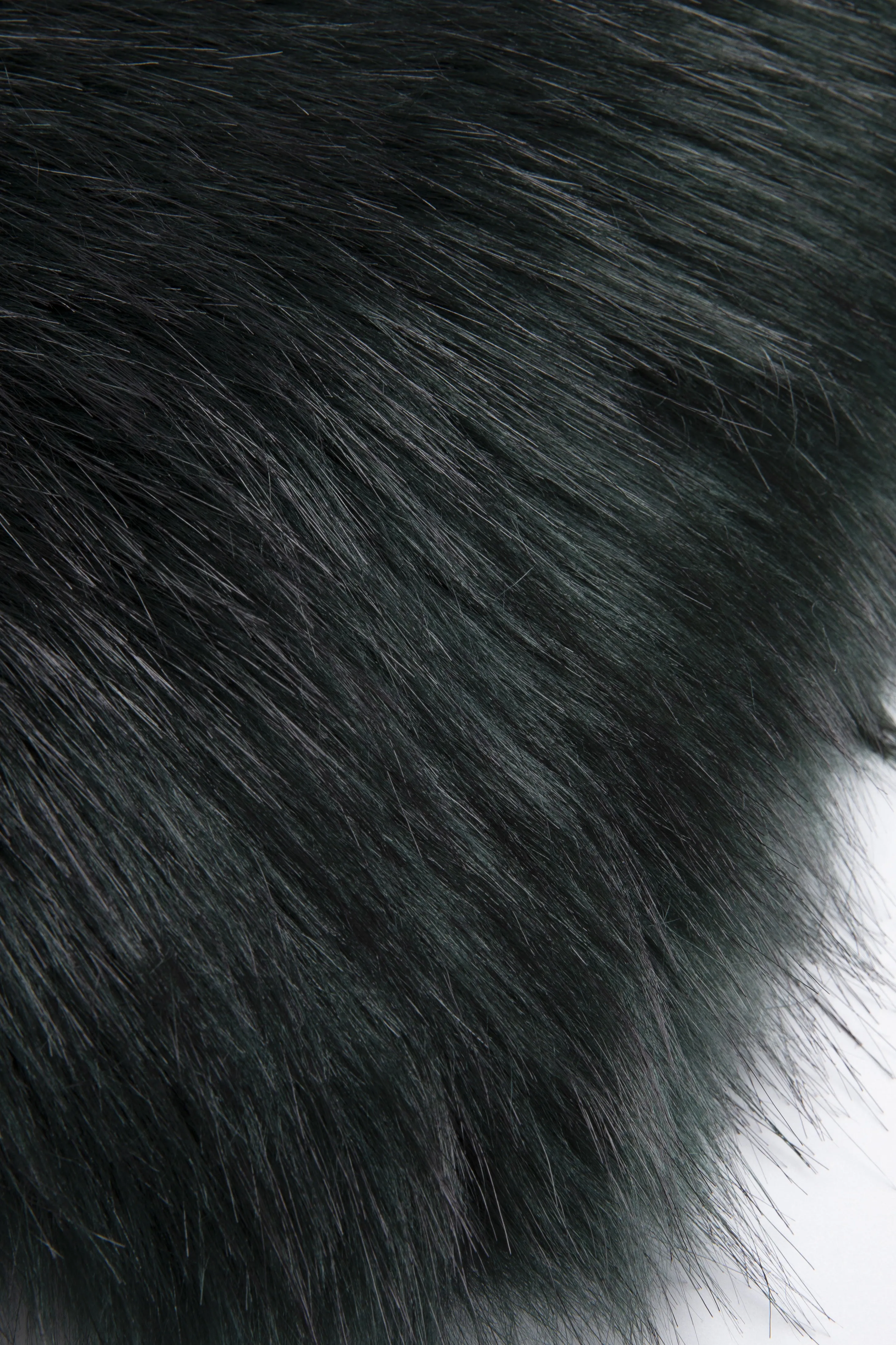 66.9" Faux Fur Shoulder Collar Scarf sold by BABEYOND product image thumbnail 4