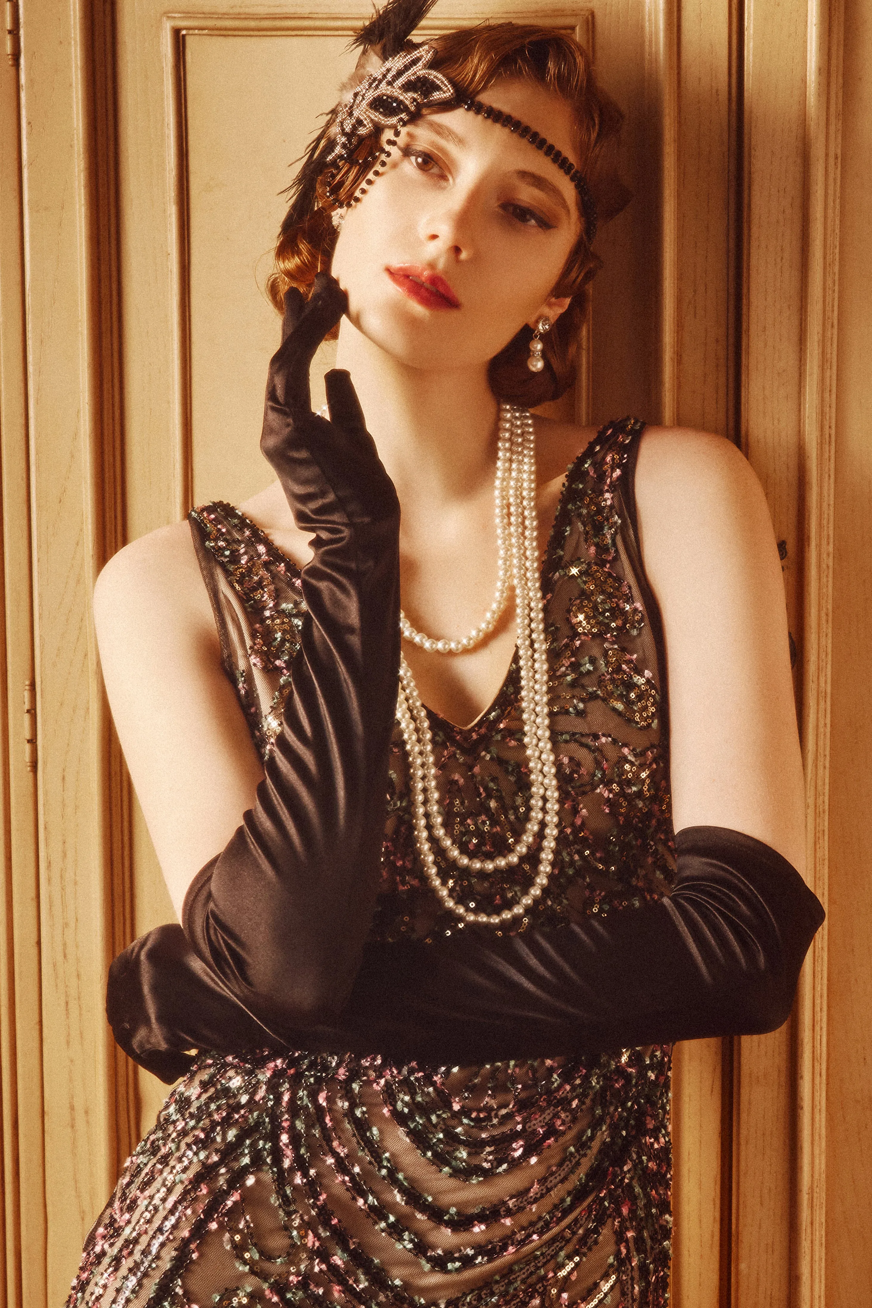 21.6" Long Satin Stretchy Flapper Gloves sold by BABEYOND product image thumbnail 4