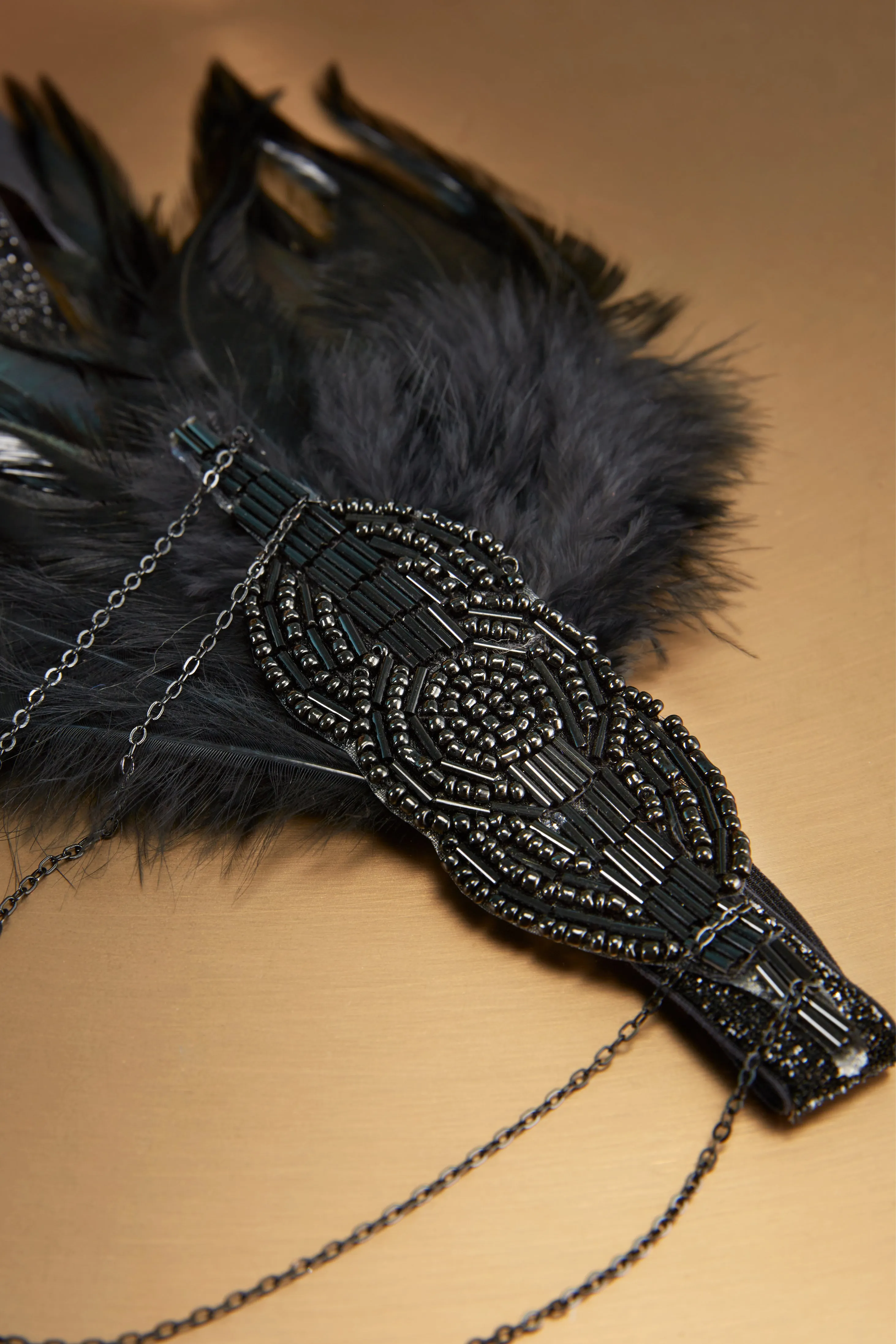 Beaded Chain Ostrich Feather Headband sold by BABEYOND product image thumbnail 2