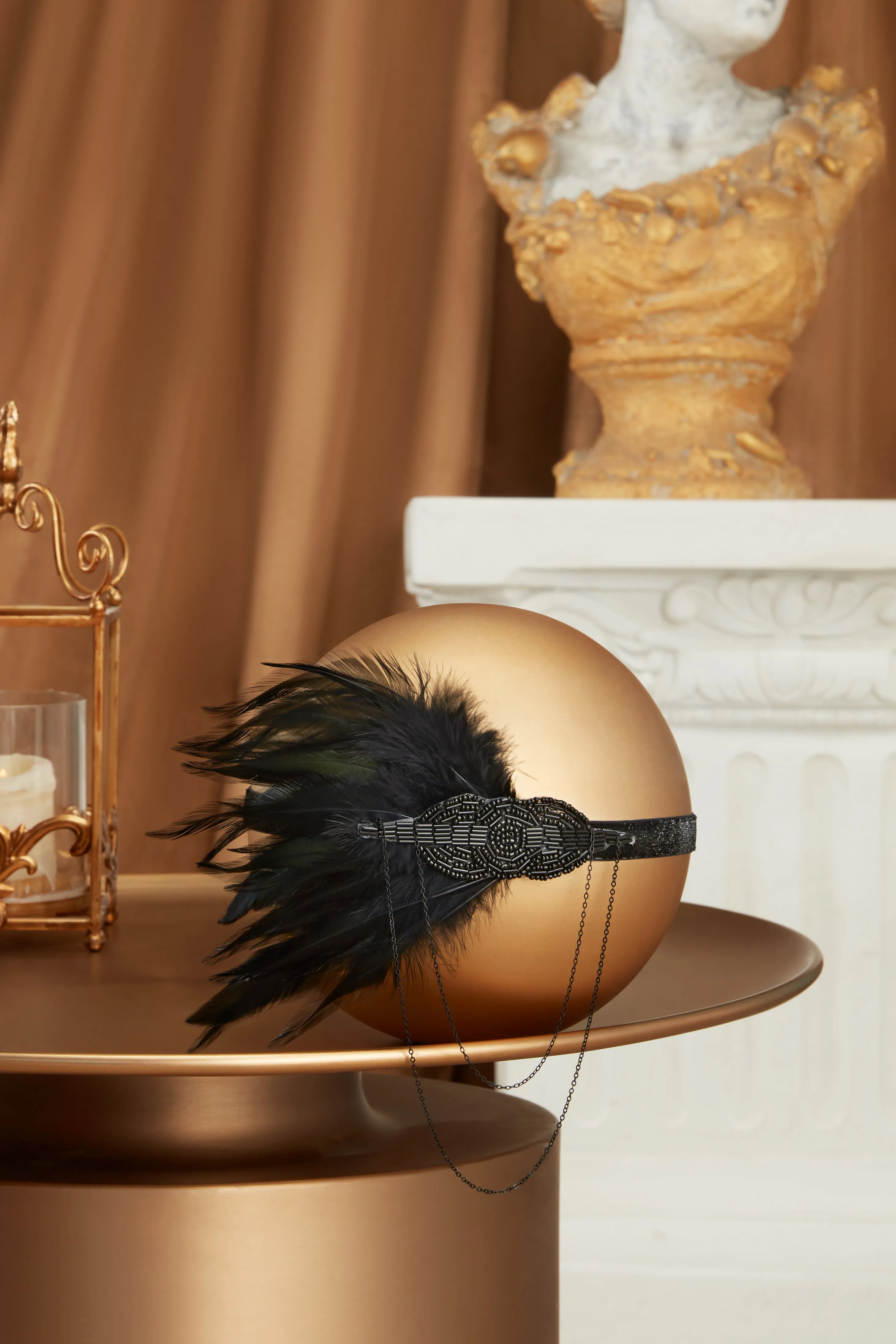 Beaded Chain Ostrich Feather Headband sold by BABEYOND product image thumbnail 3