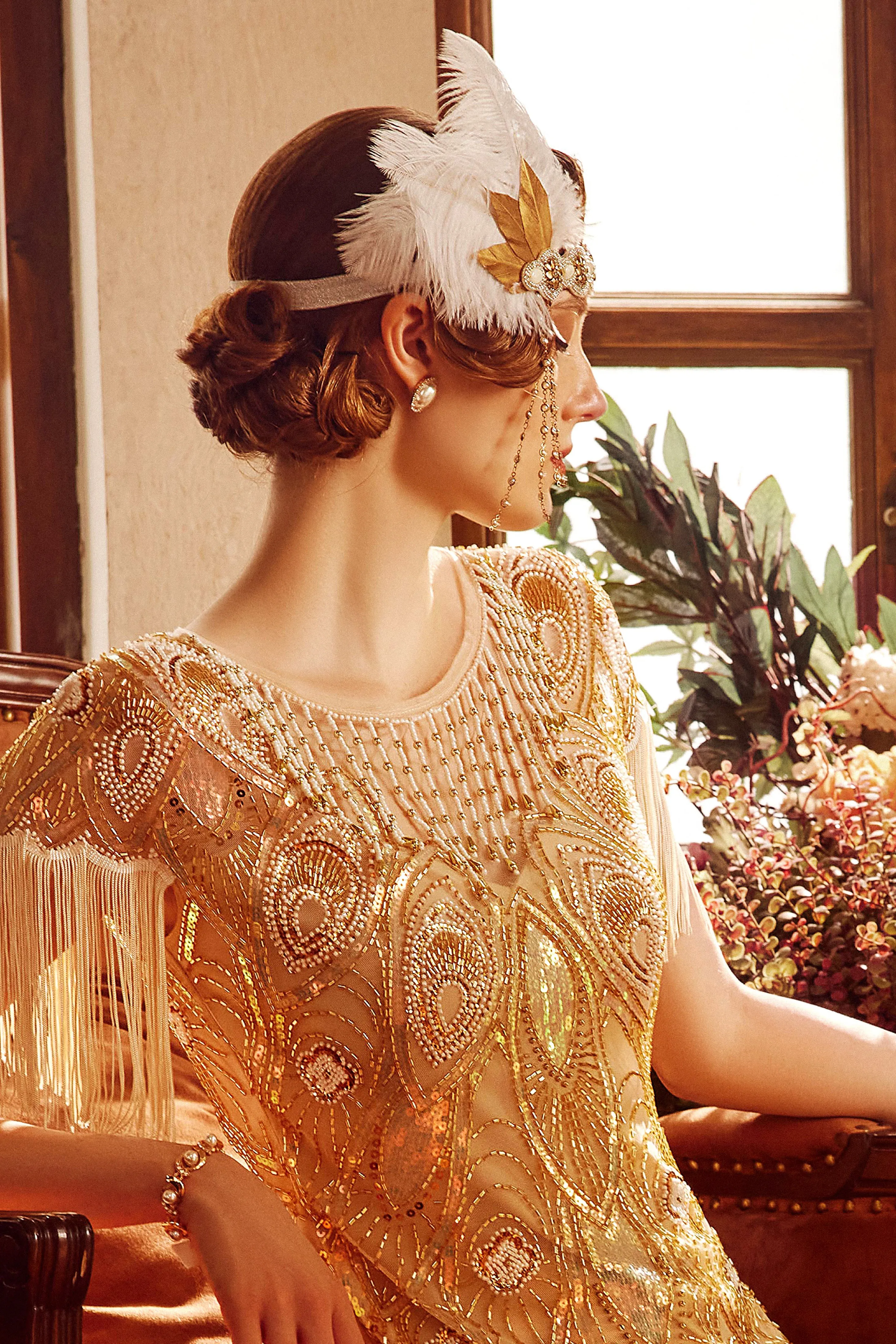 Roaring 20s Leaf Feather Headband sold by BABEYOND product image thumbnail 3