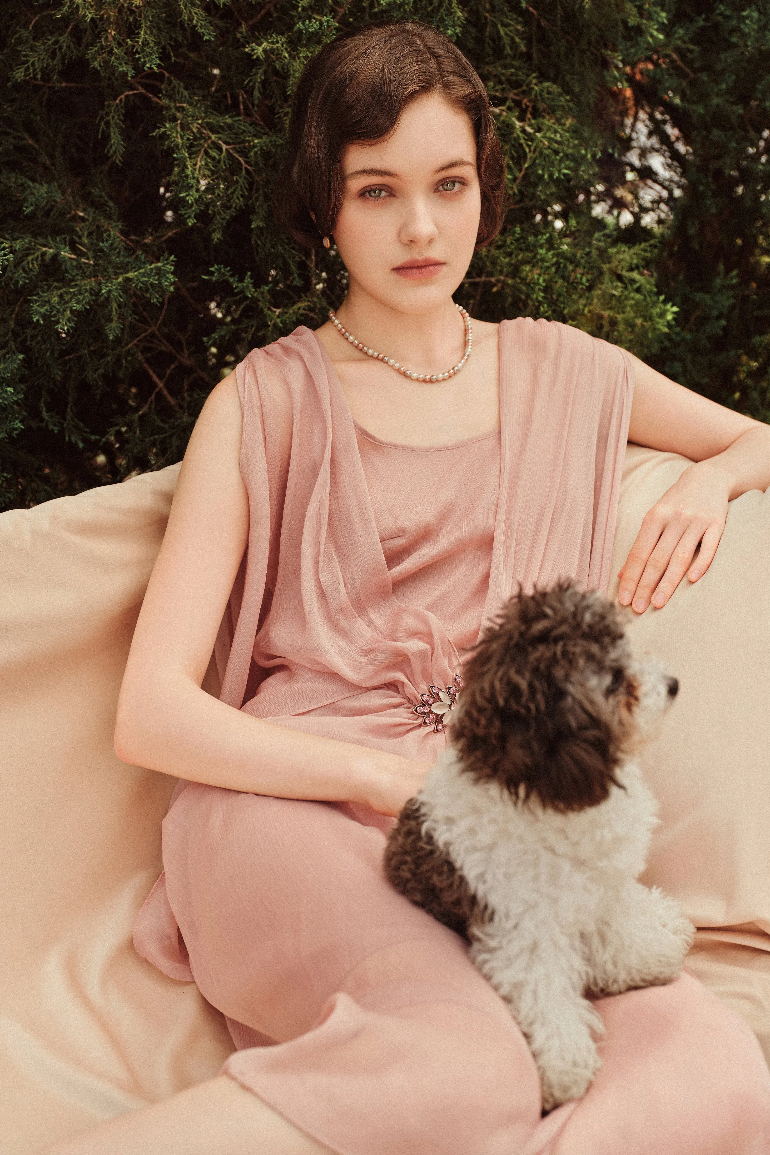 Exclusive Multicolored Pearl Necklace sold by BABEYOND product image thumbnail 3