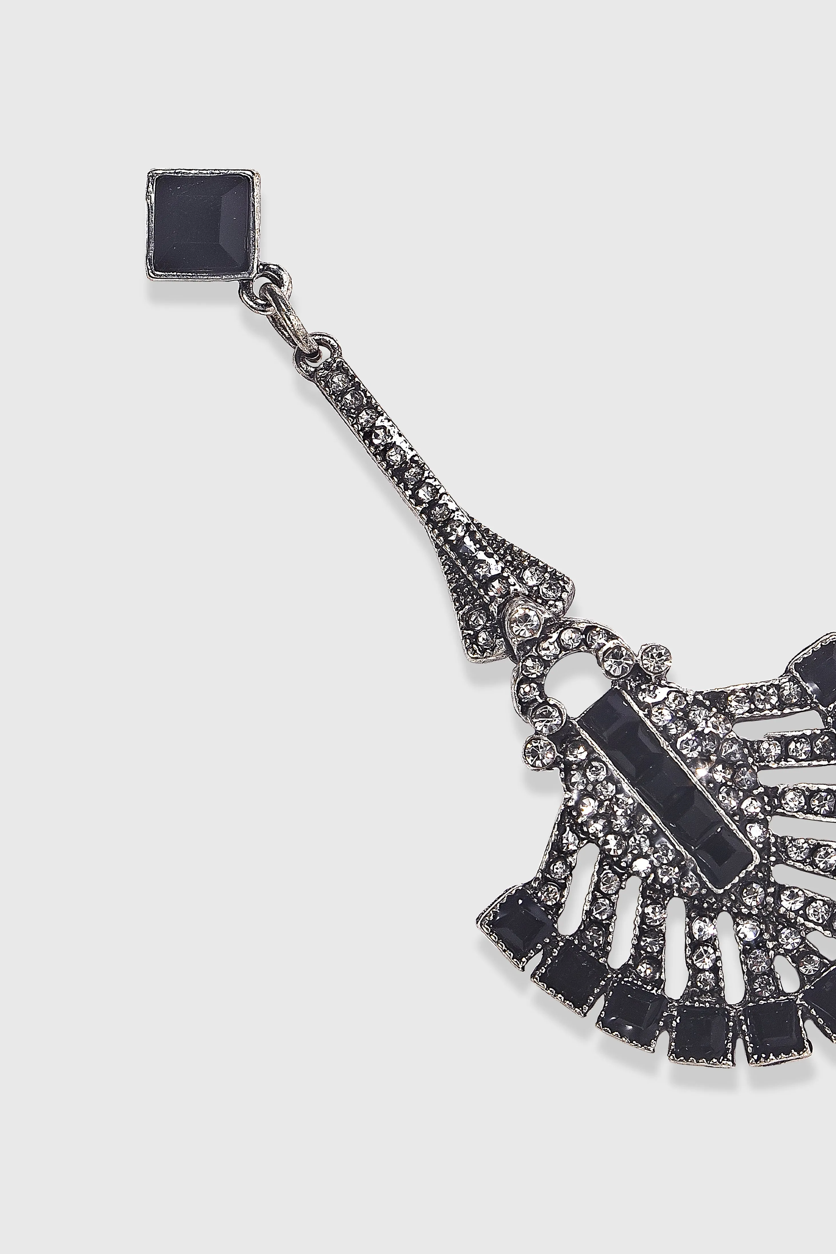 Vintage Geometric Fan-shaped Crystal Earrings sold by BABEYOND product image thumbnail 5