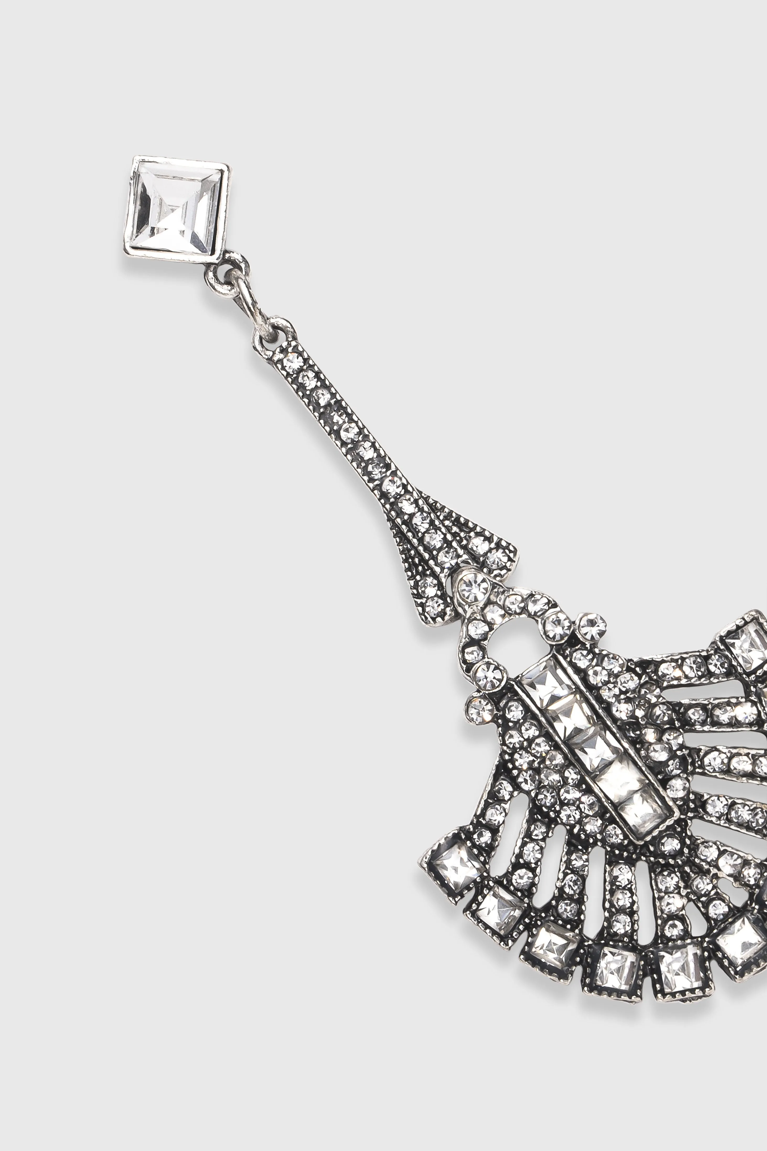 Vintage Geometric Fan-shaped Crystal Earrings sold by BABEYOND product image thumbnail 2