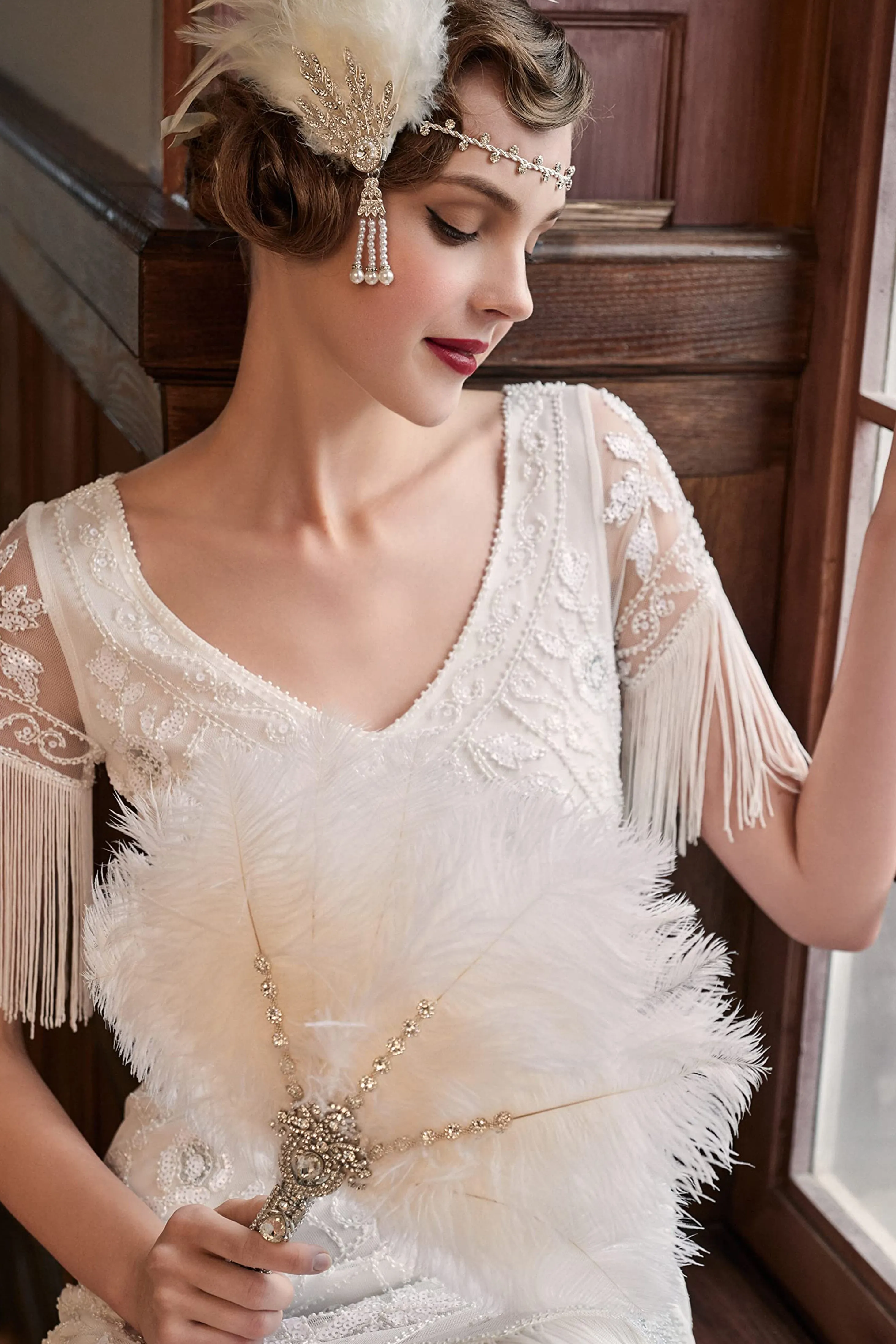 1920s Vintage Feather Bouquet Fan sold by BABEYOND product image thumbnail 3