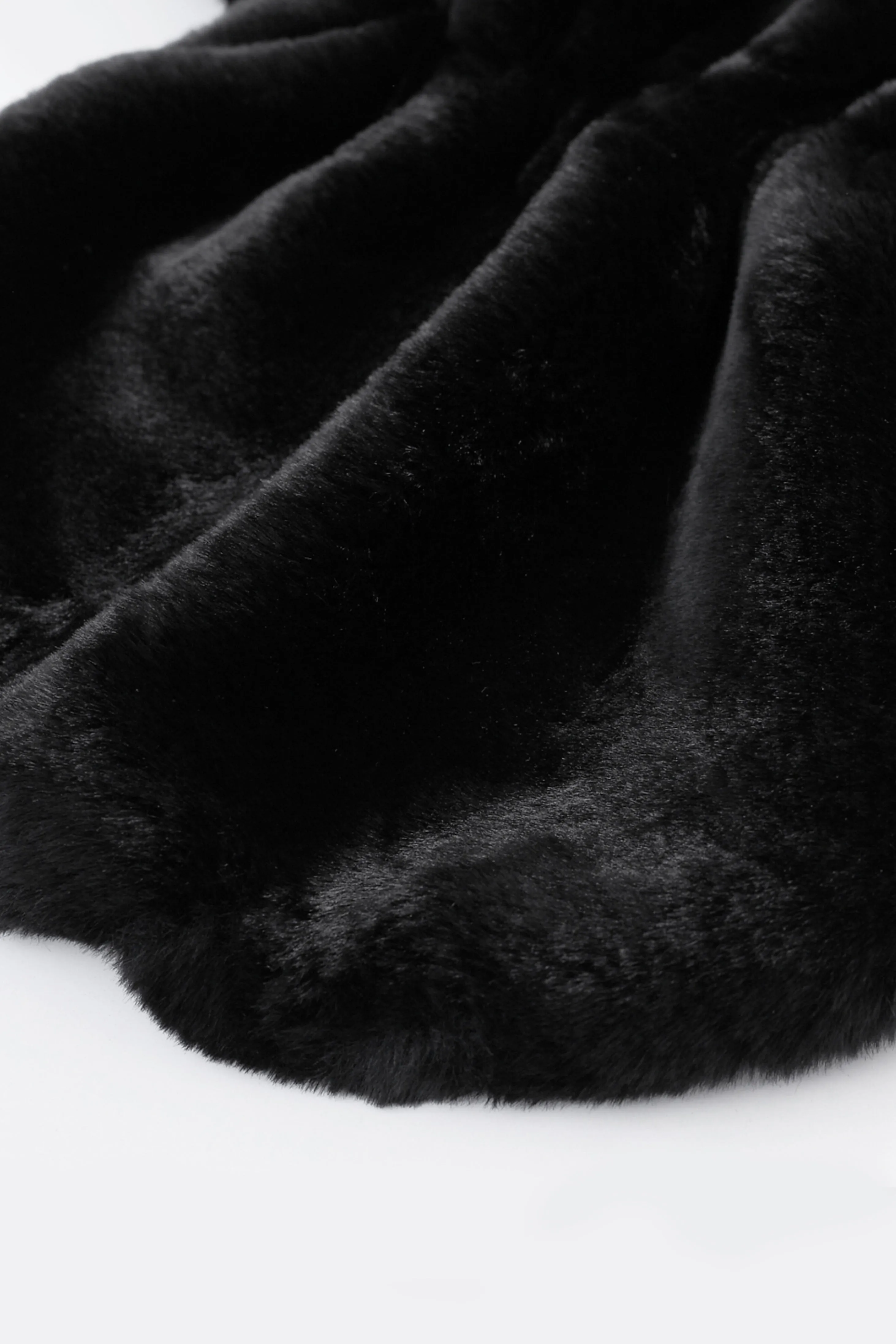 1920s Faux Fur Scarf Wrap Evening Cape sold by BABEYOND product image thumbnail 2