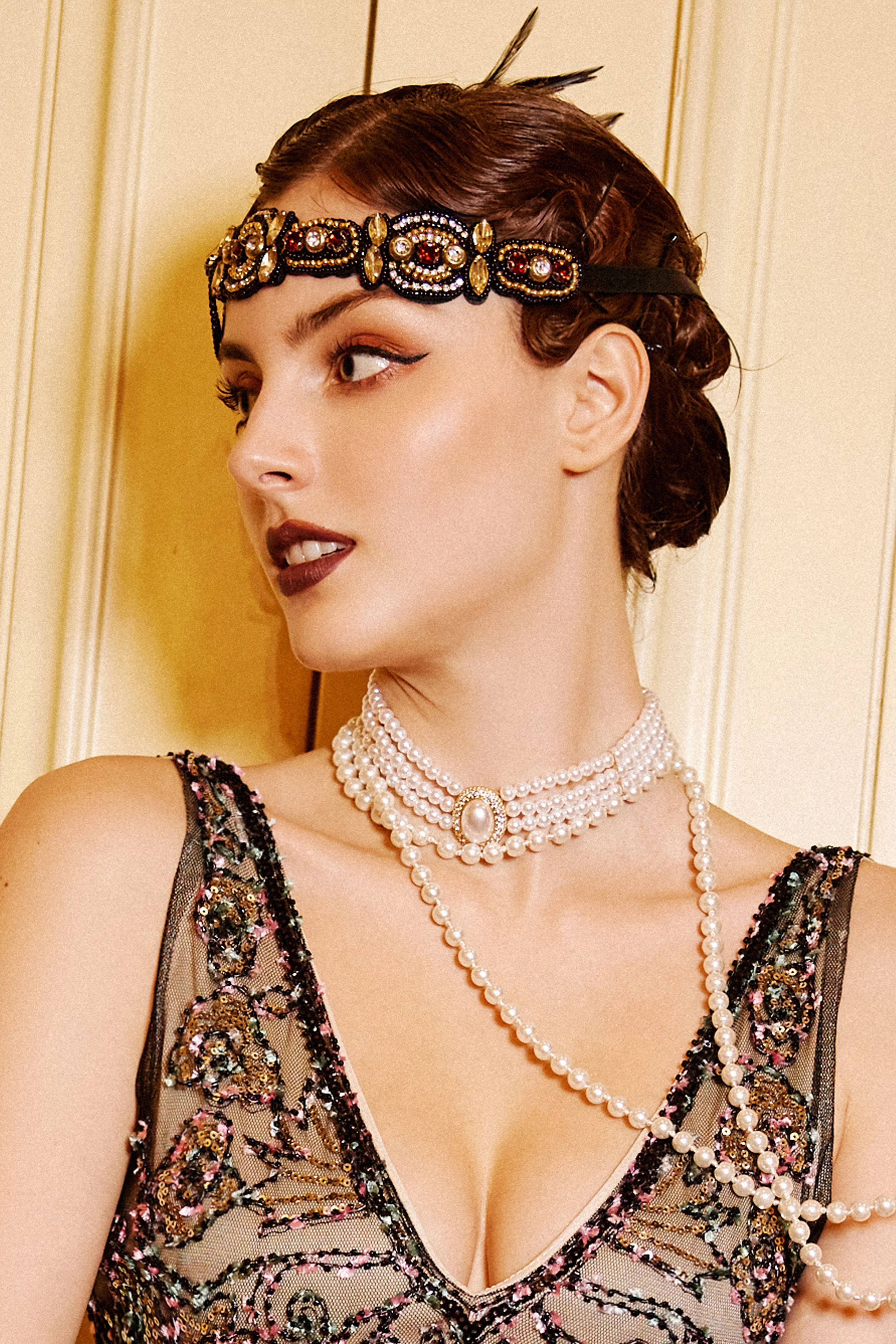 Assorted Gems Feather Headband sold by BABEYOND product image thumbnail 5