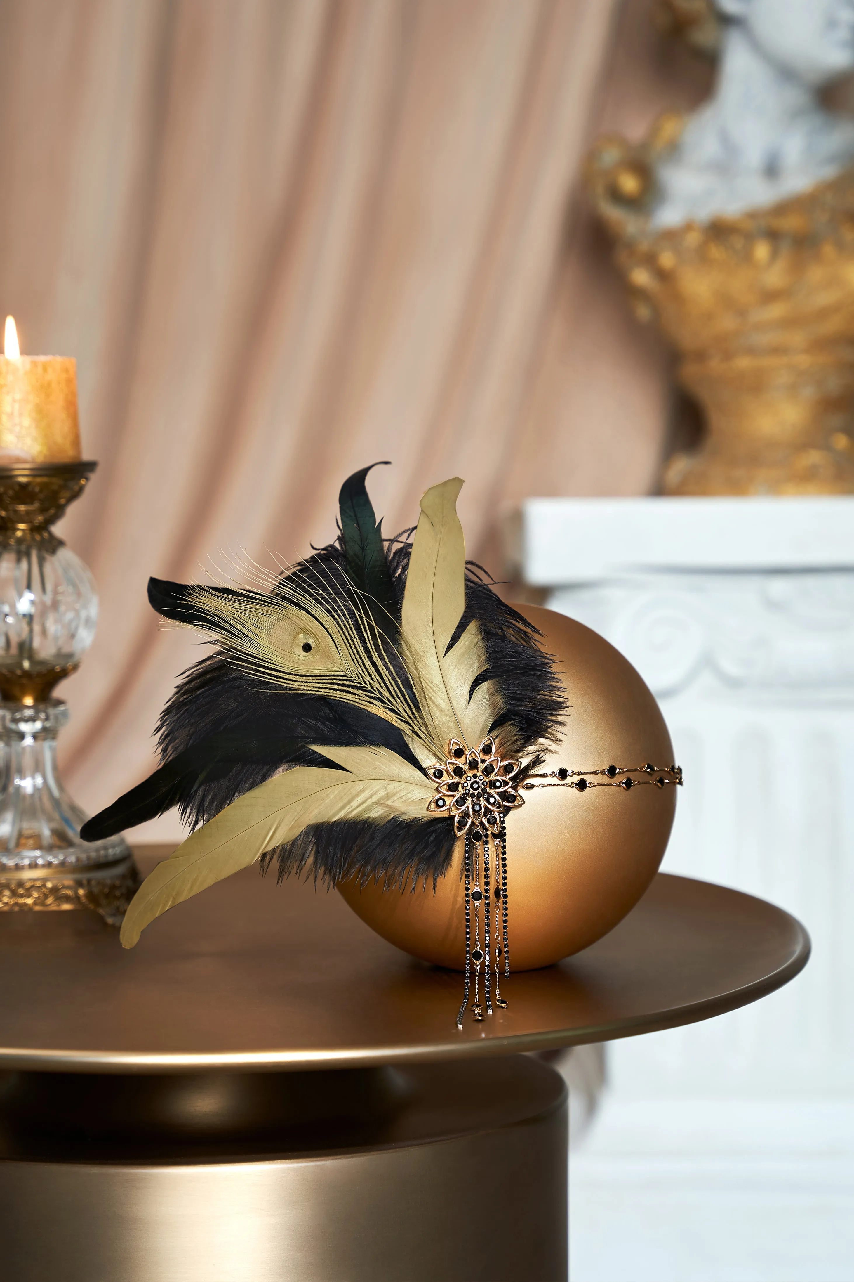 Rhinestone Chain Feather Headband sold by BABEYOND product image thumbnail 5