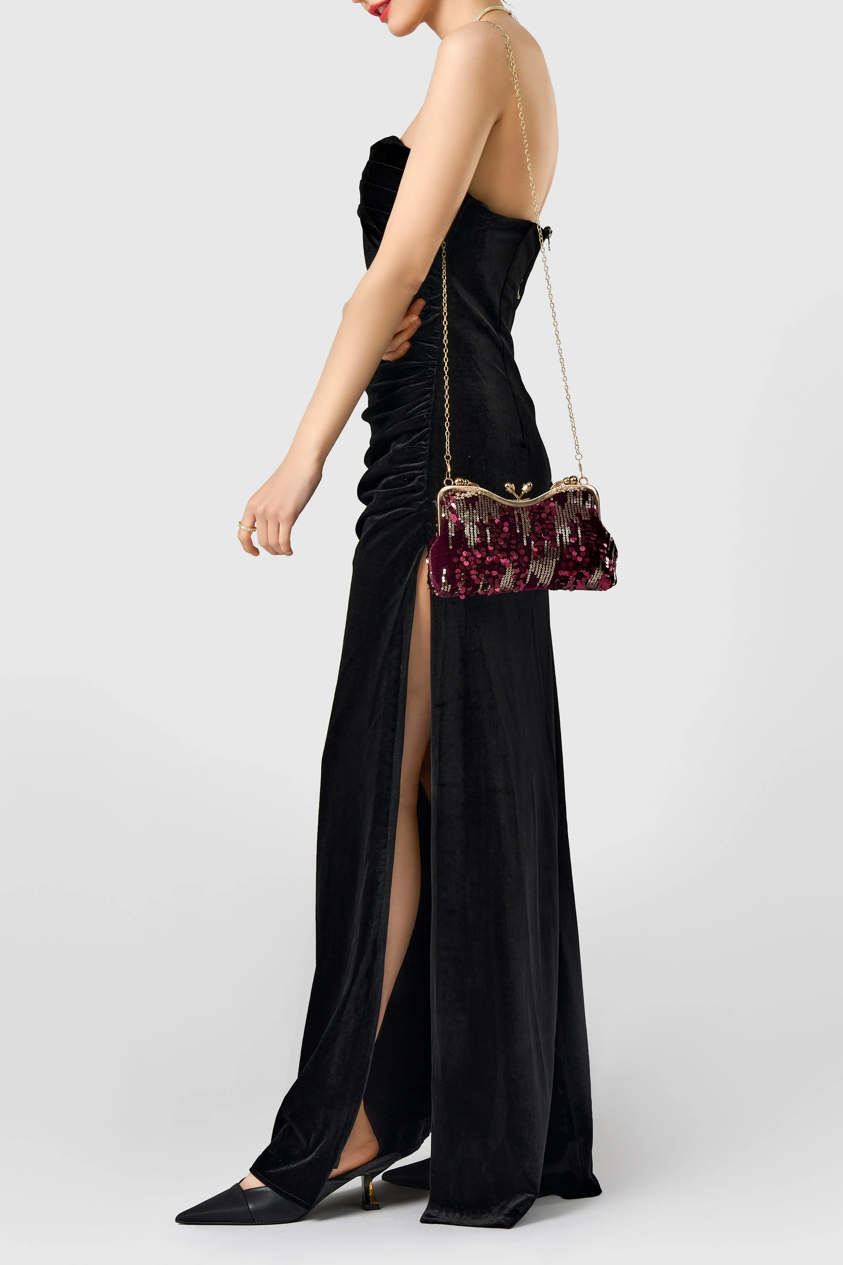 1920s Luxury Irregular Sequin Velvet Clutch sold by BABEYOND product image thumbnail 4