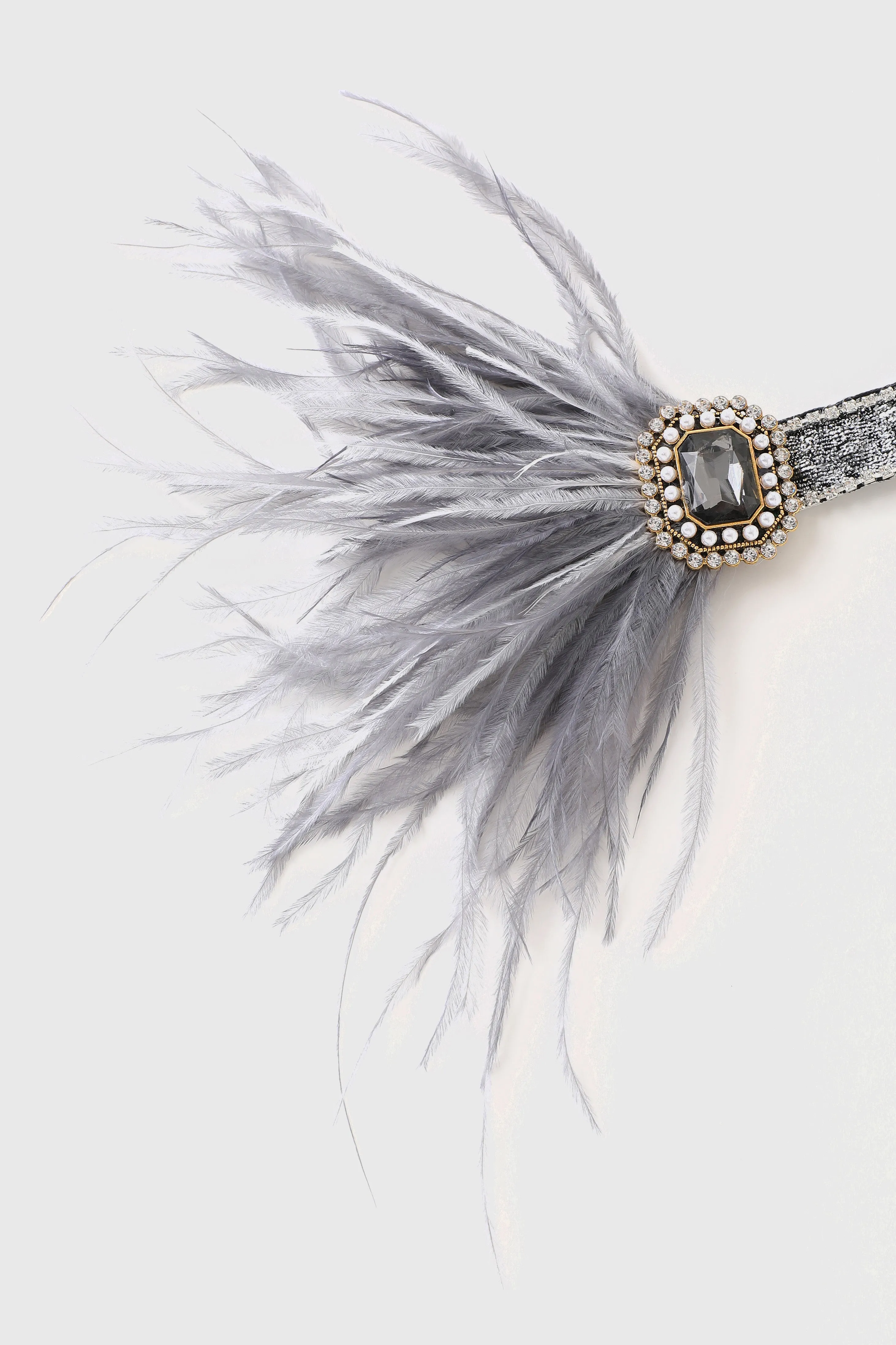 Glamorous Rhinestone Pearl Feather Headband sold by BABEYOND product image thumbnail 4
